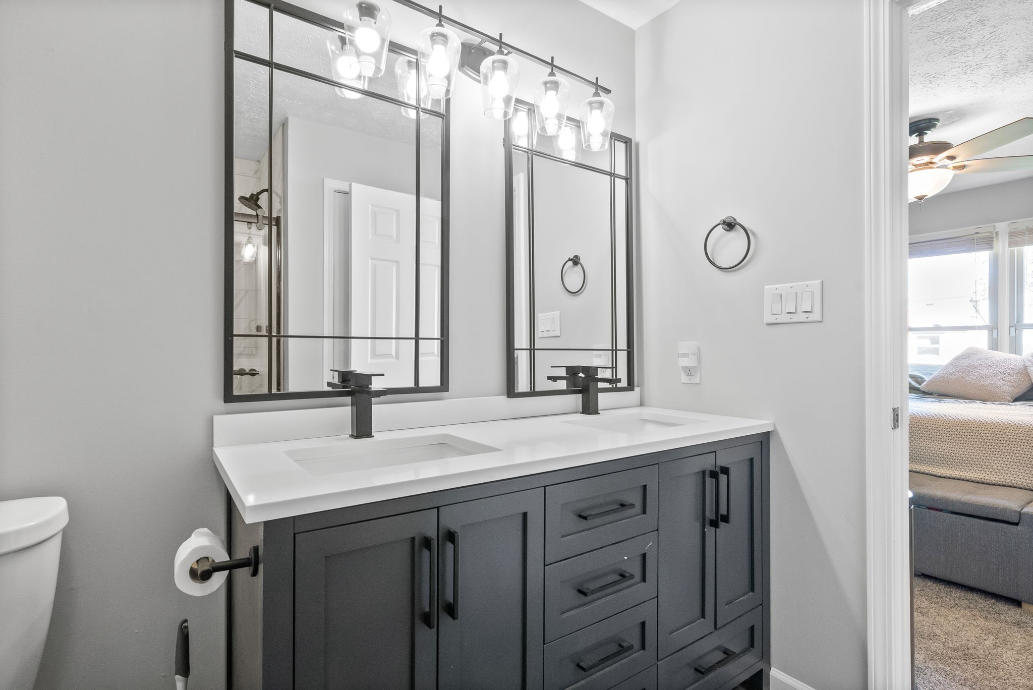 Image 21 of 100 For 400 90th Street