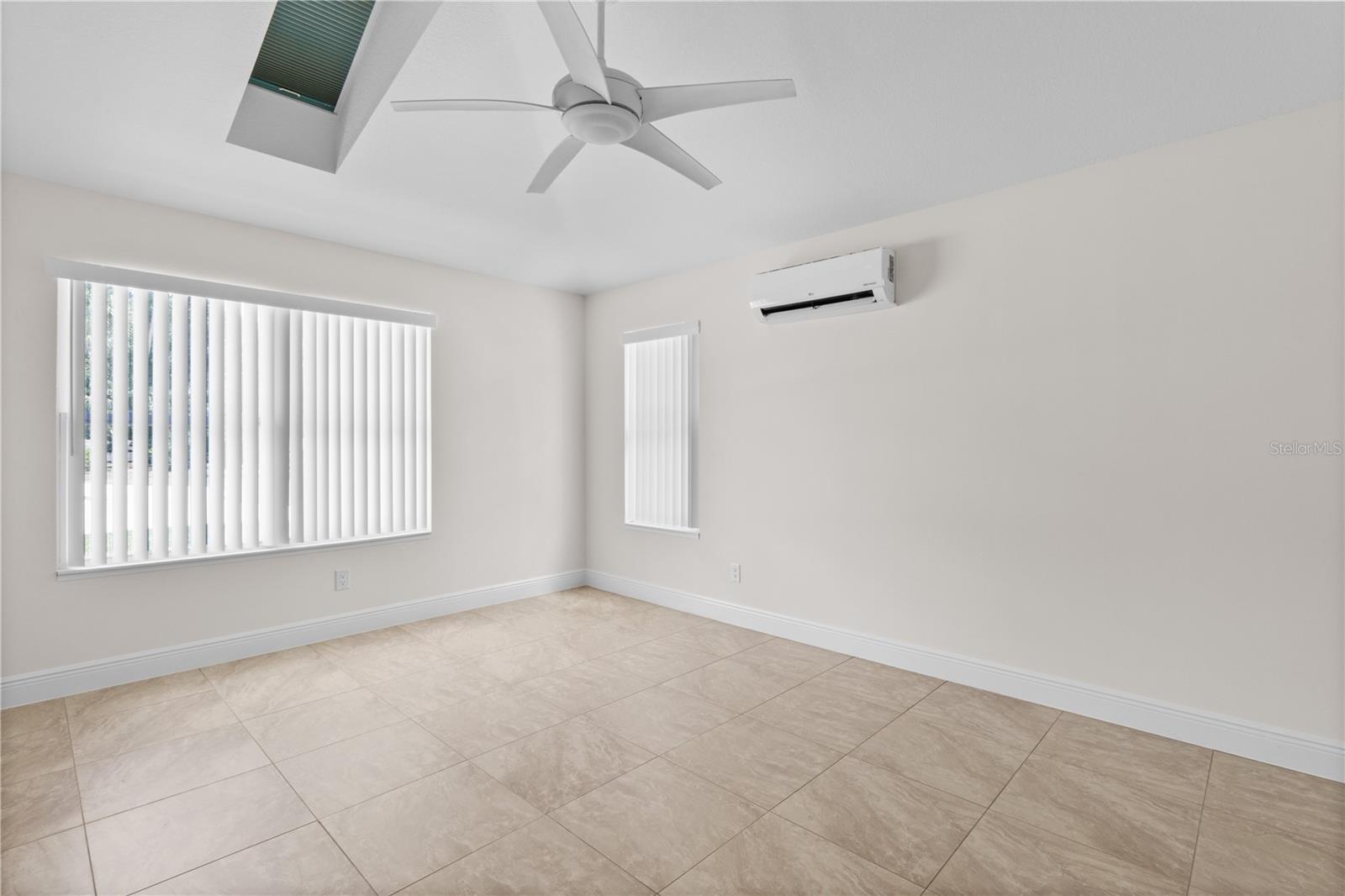 Listing photo id 11 for 170 80th Street