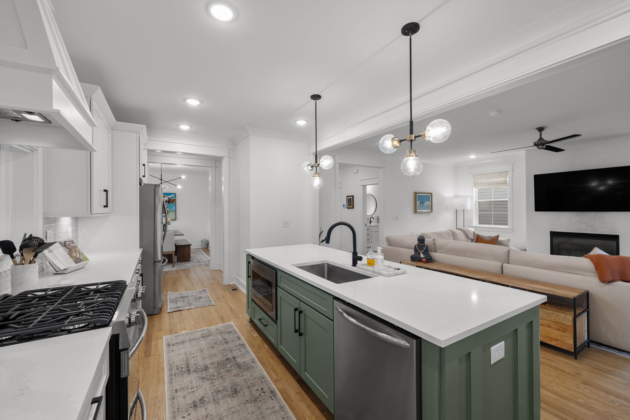 Image 15 of 19 For 12953 85th Place