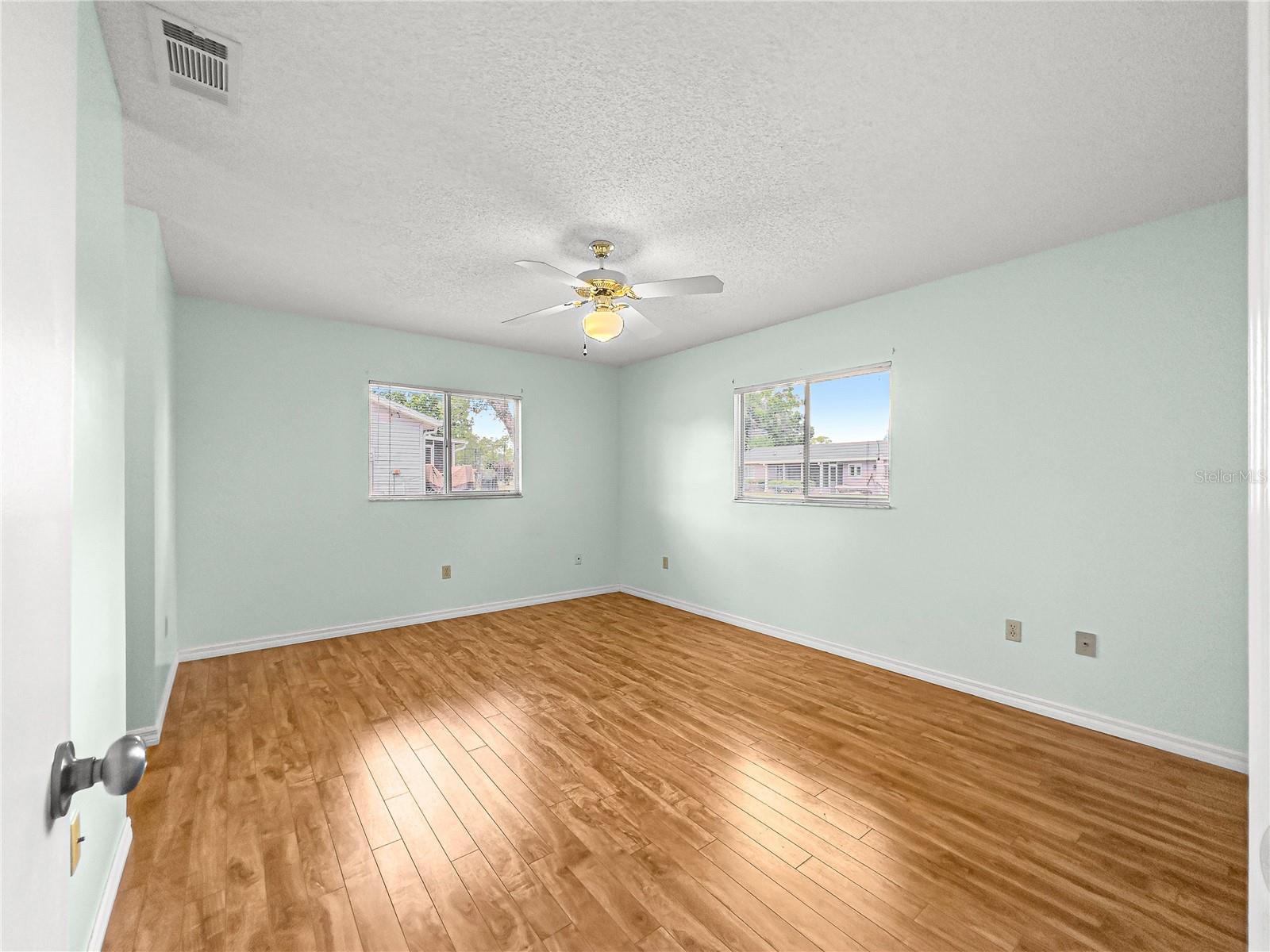 Image 9 of 50 For 6263 107th Street