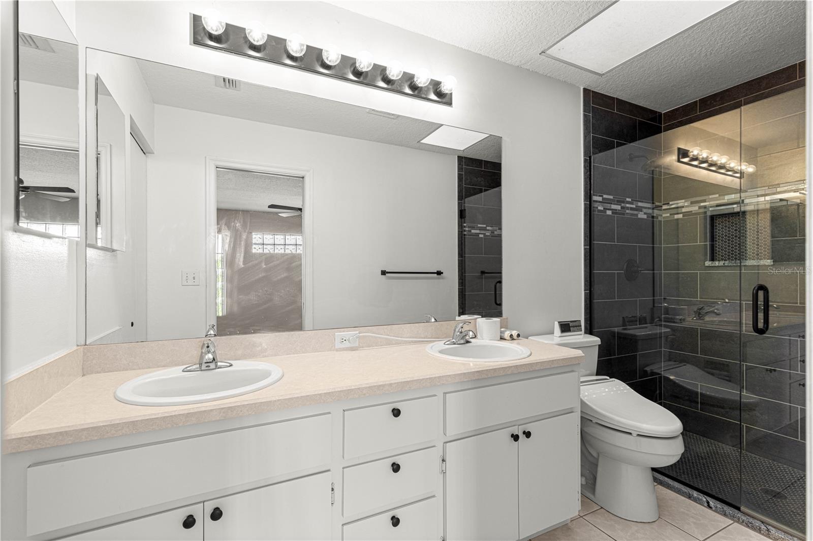Image 21 of 54 For 6758 114th Street Road