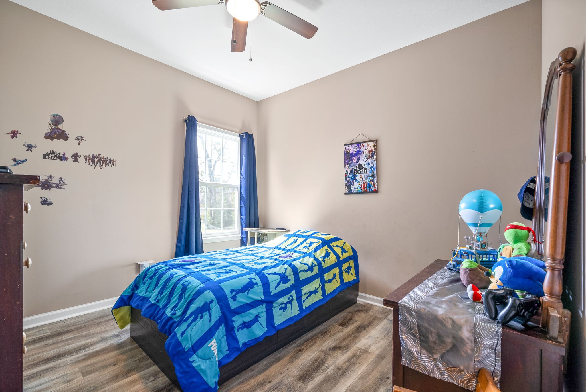 Listing photo id 25 for 9065 Arcadia Way