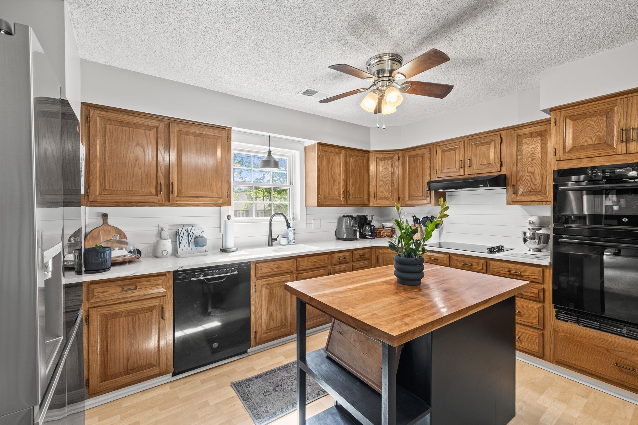 Image 7 of 29 For 8765 190th Circle
