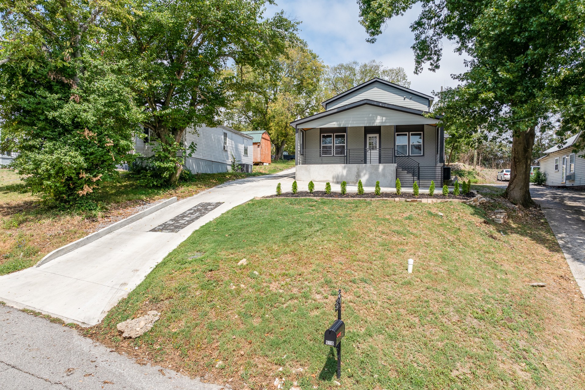 Image 3 of 7 For 6504 Baylor Avenue