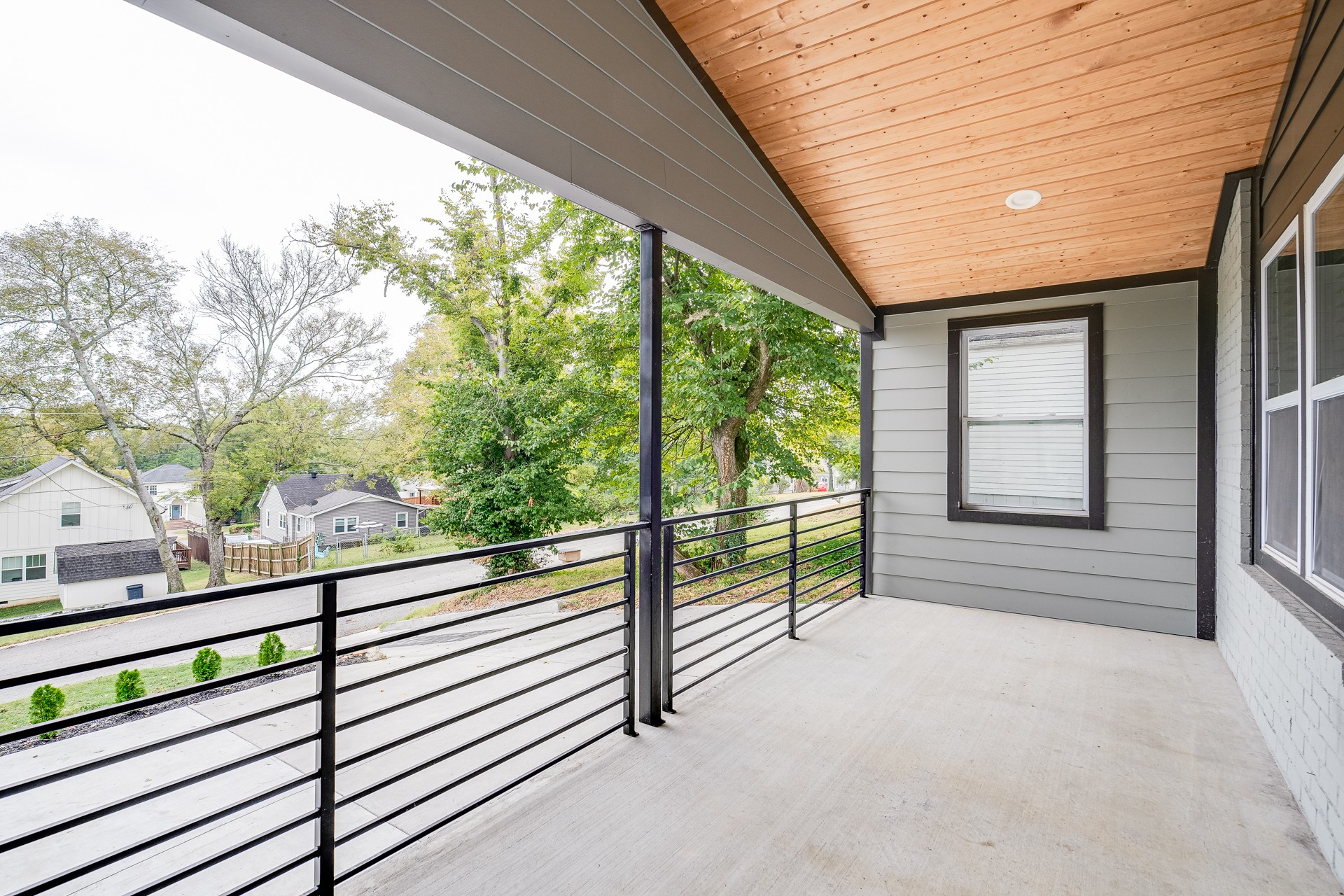 Image 7 of 7 For 6504 Baylor Avenue