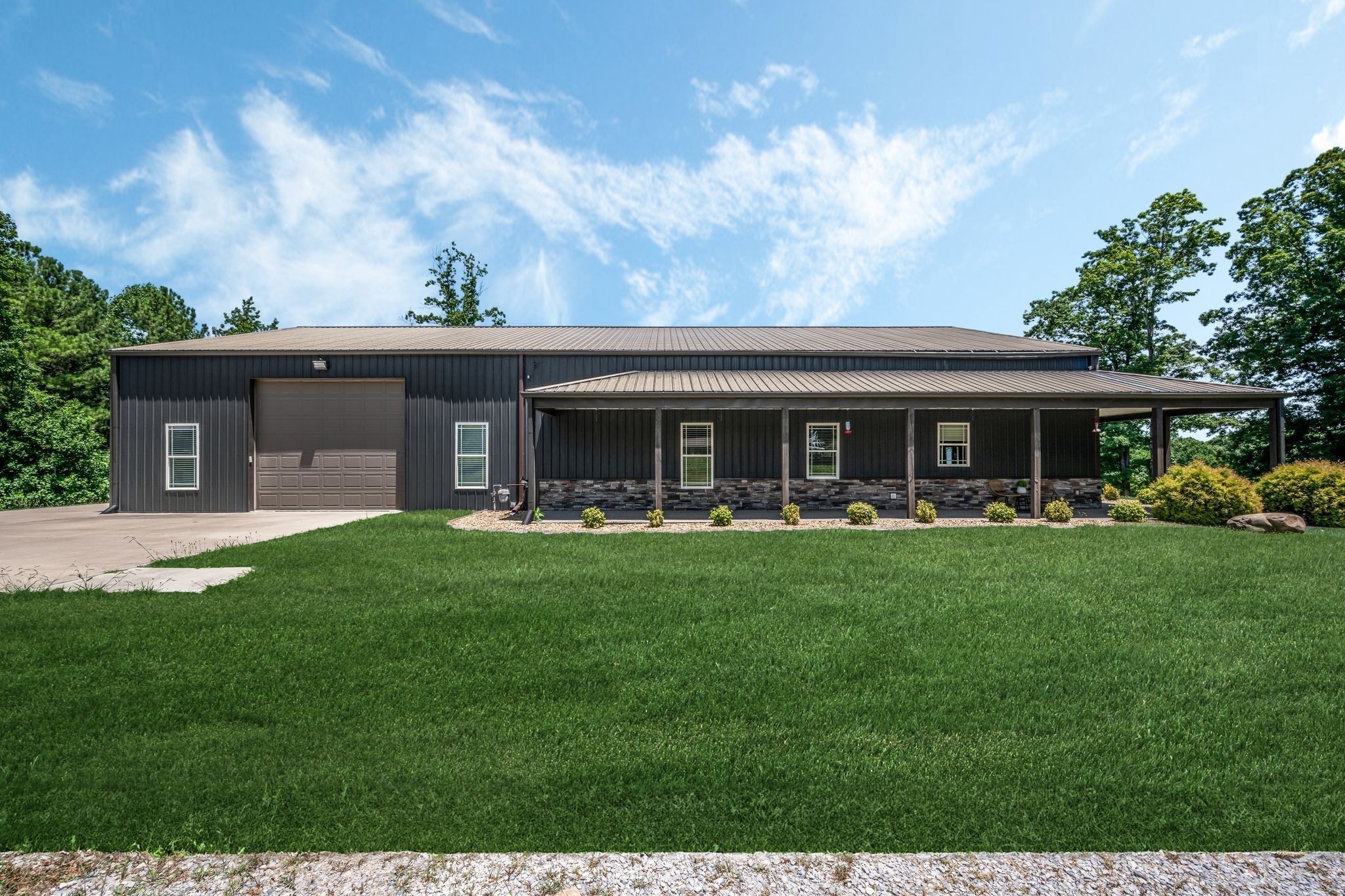 Image 3 of 11 For 922 8th Street