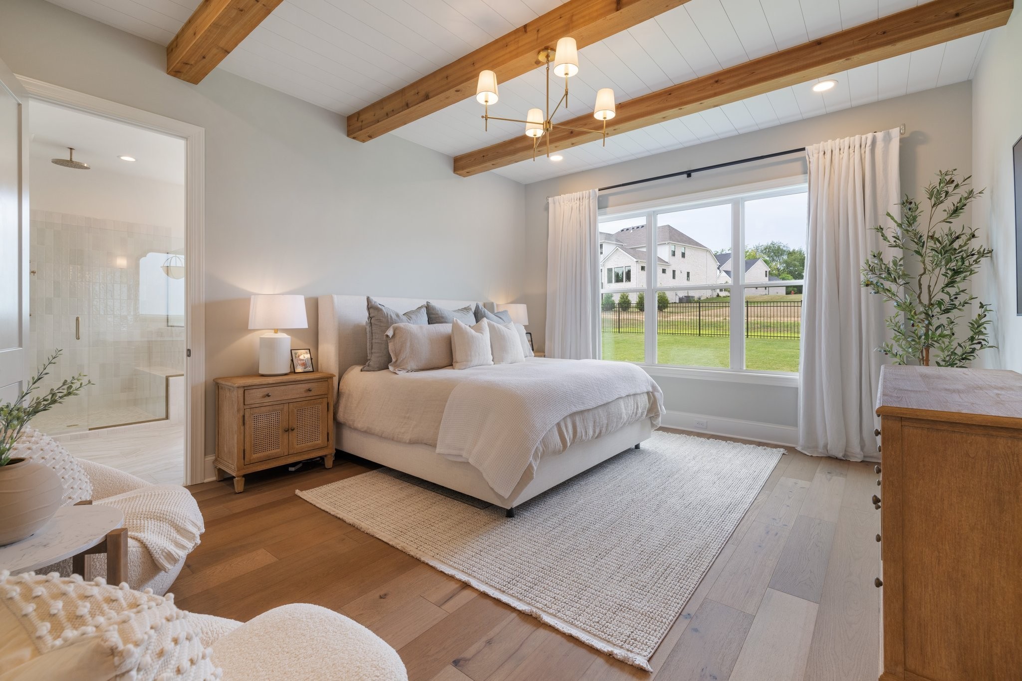Image 31 of 41 For 552 Fairways Drive B