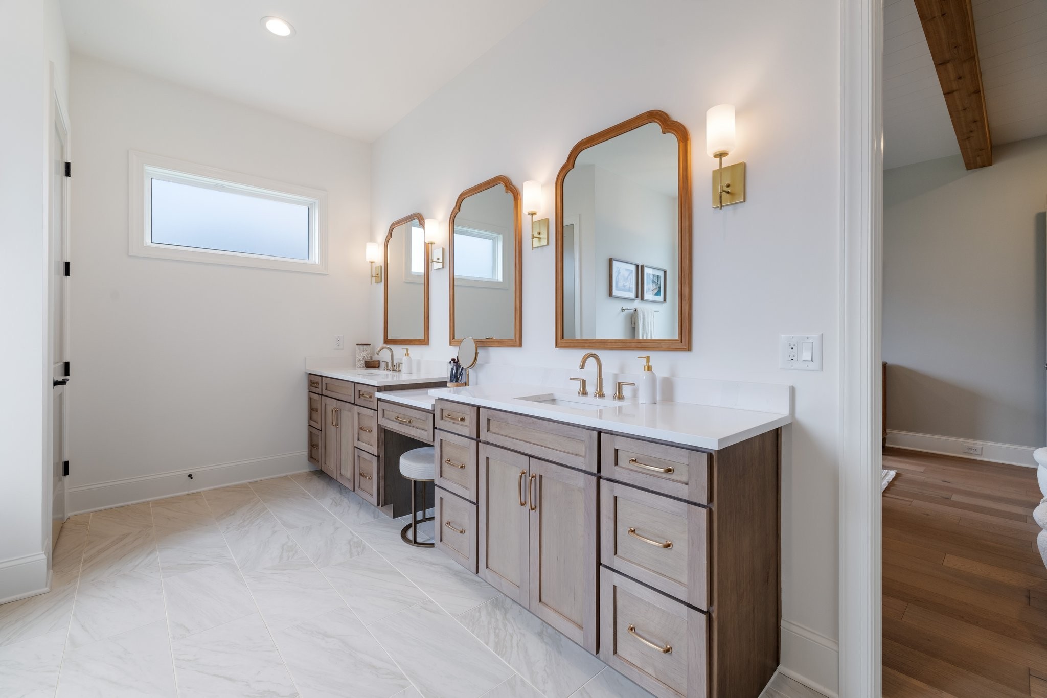 Image 34 of 41 For 552 Fairways Drive B