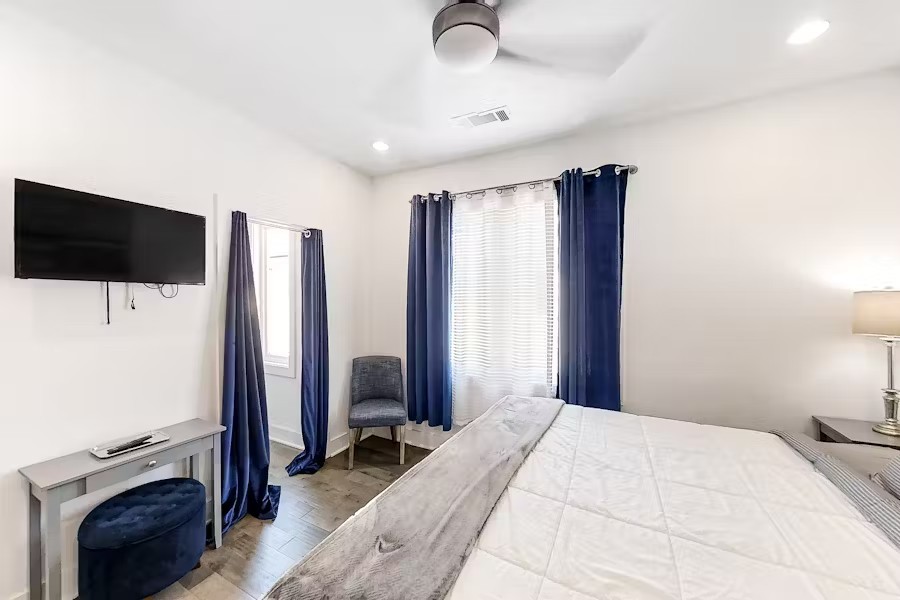 Image 11 of 58 For 8663 Zaval Avenue