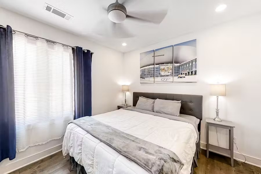 Image 14 of 58 For 8663 Zaval Avenue