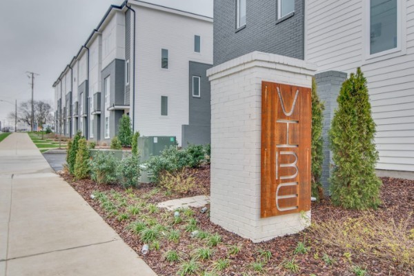 Image 19 of 58 For 8663 Zaval Avenue