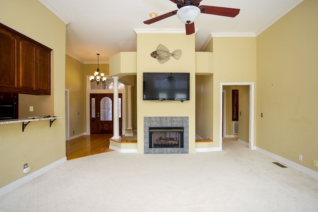 Image 11 of 60 For 414 8th Avenue