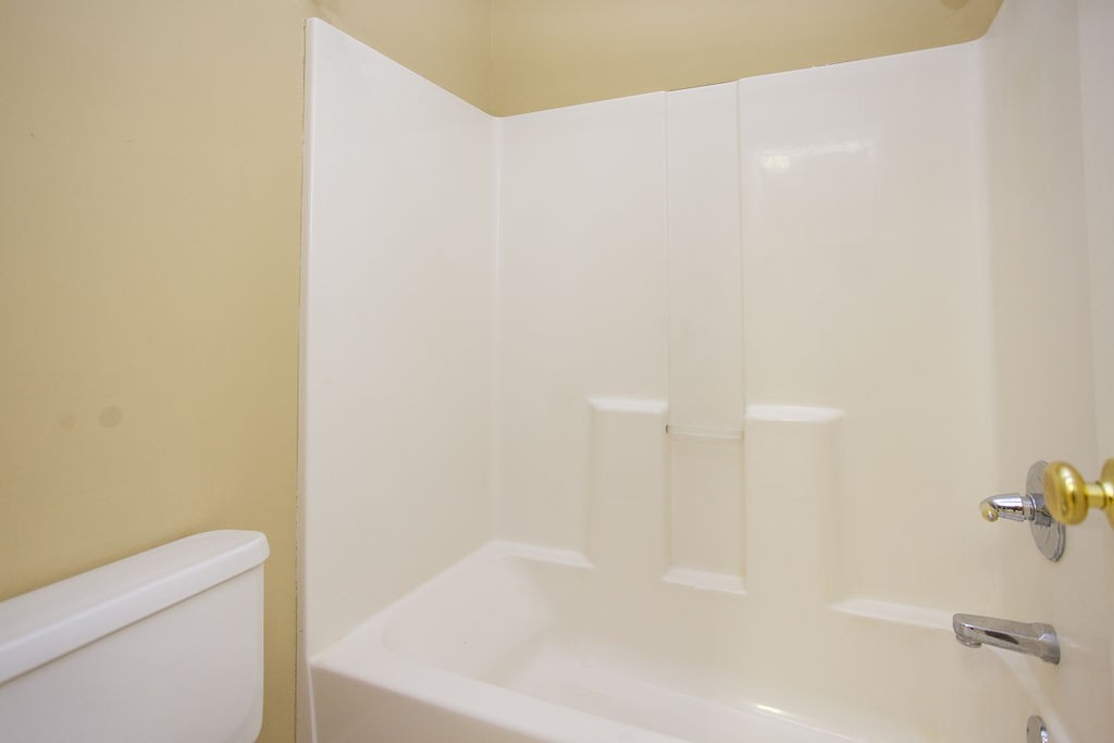 Image 36 of 60 For 414 8th Avenue