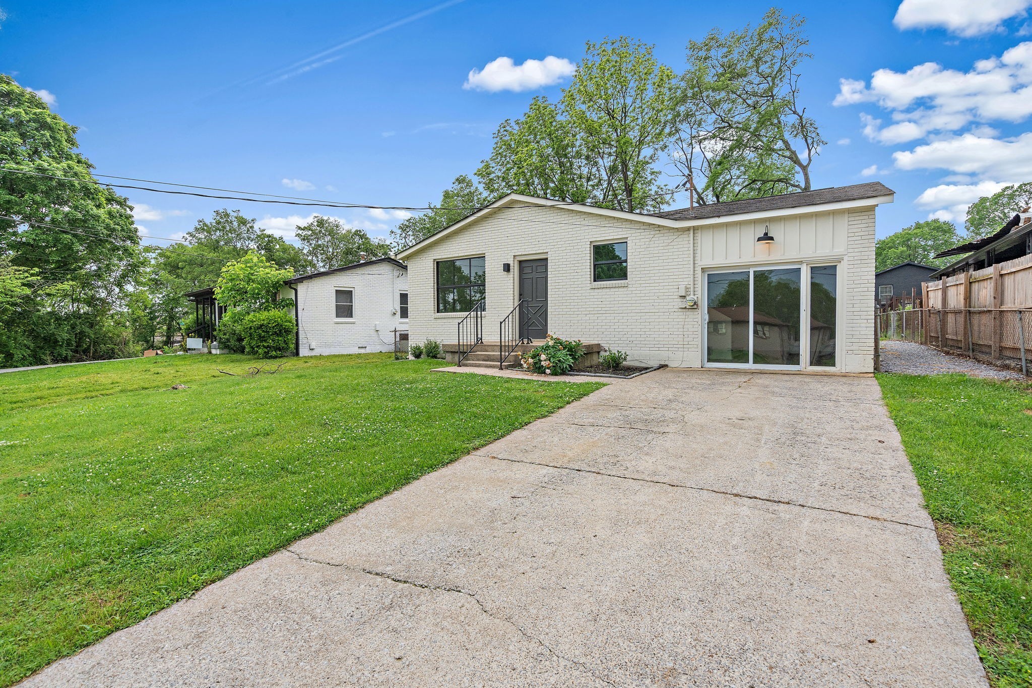 Image 2 of 20 For 6197 Se 80th Ct