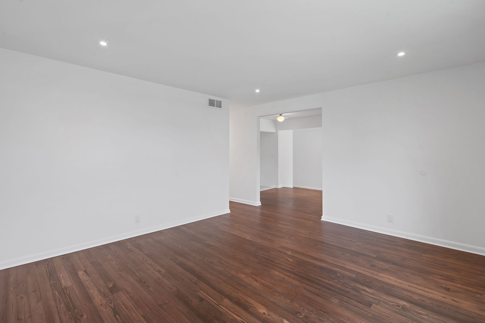 Image 5 of 20 For 6197 Se 80th Ct