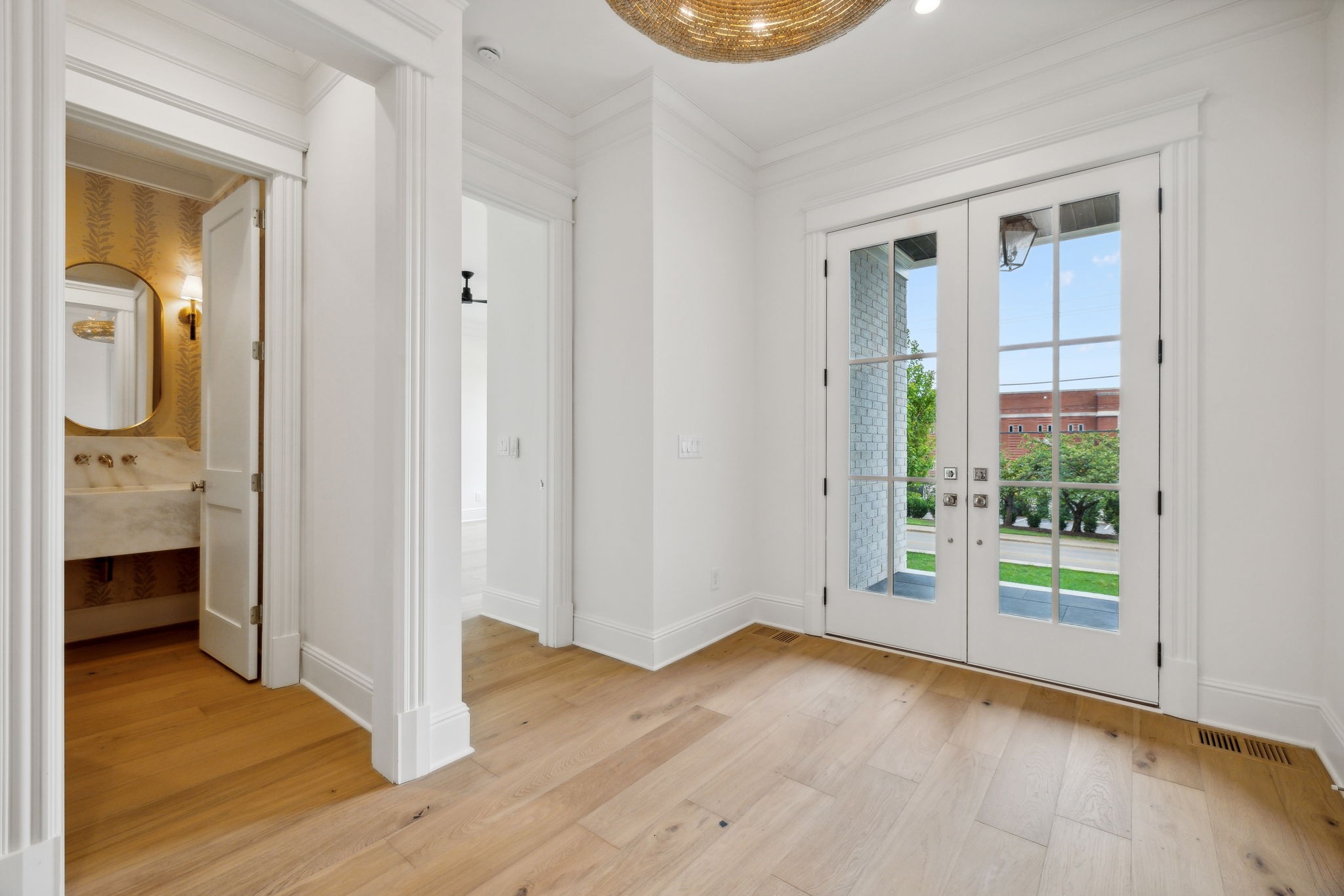Listing photo id 8 for 8548 115th Avenue