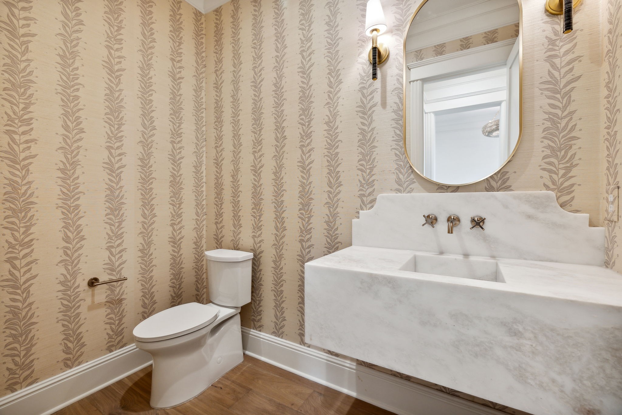 Listing photo id 10 for 8548 115th Avenue