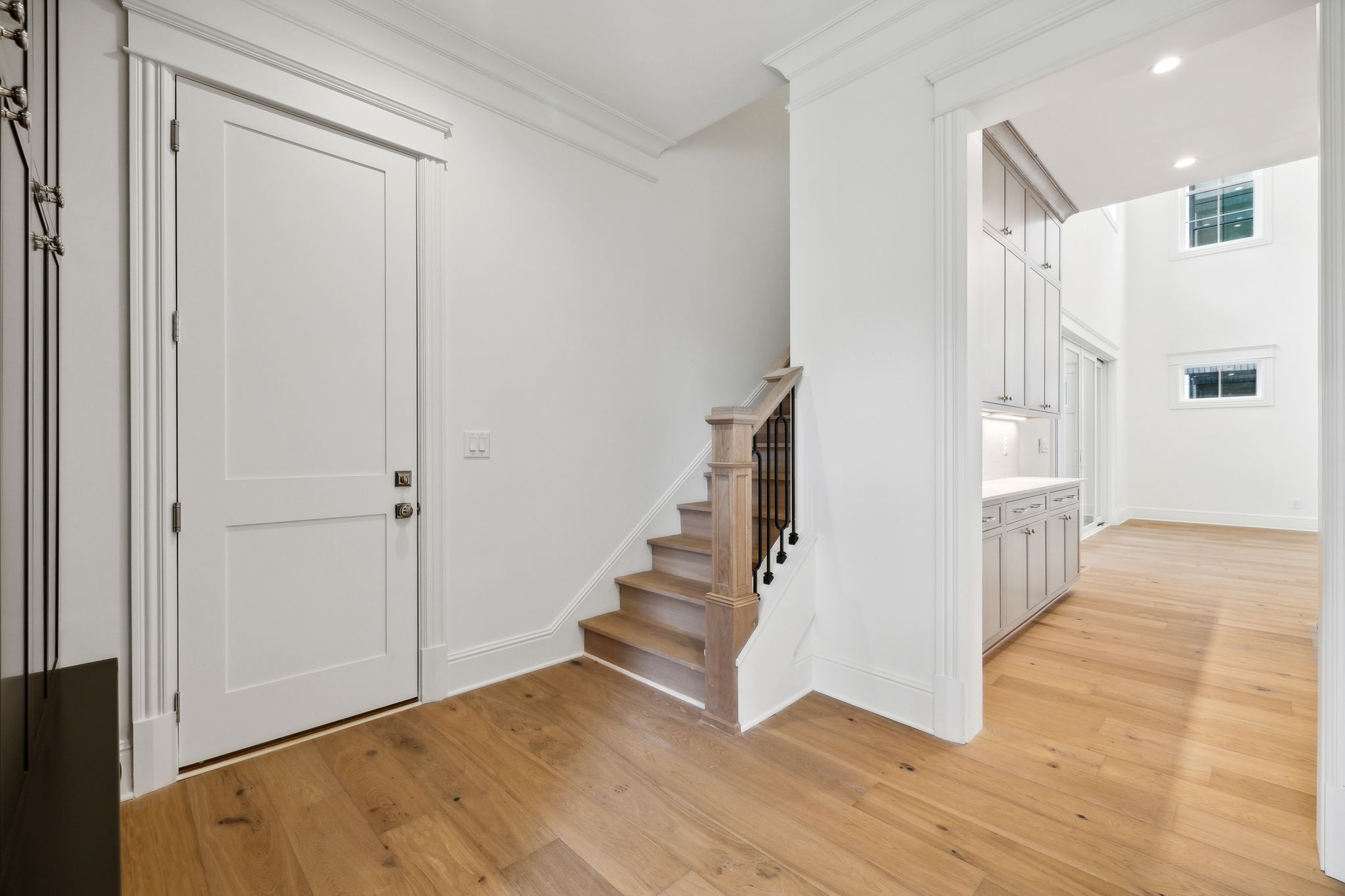 Listing photo id 23 for 8548 115th Avenue