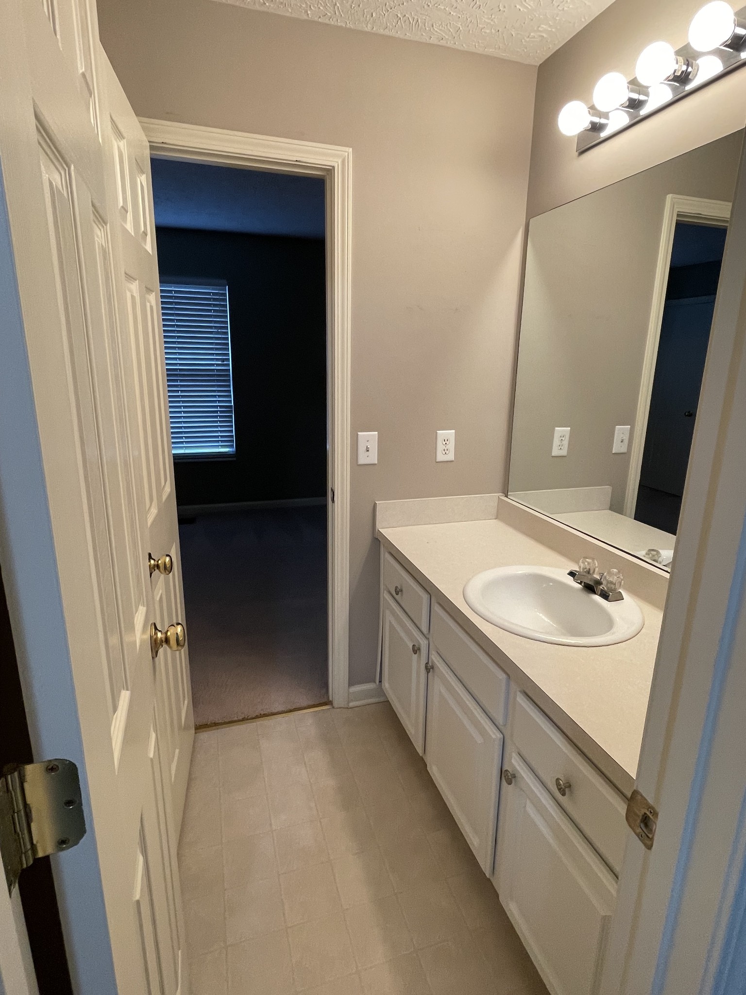 Image 19 of 40 For 426 13th Street