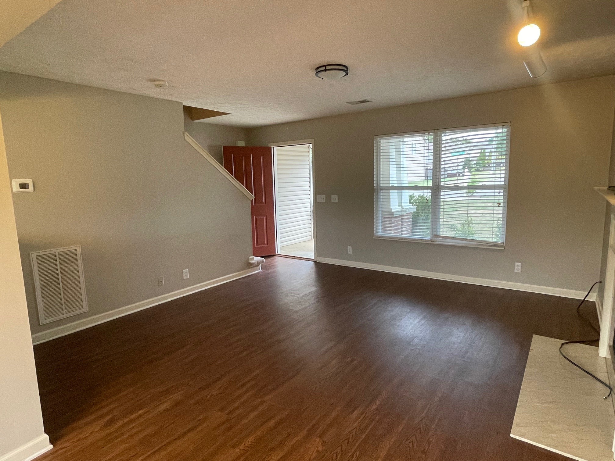 Image 5 of 40 For 426 13th Street
