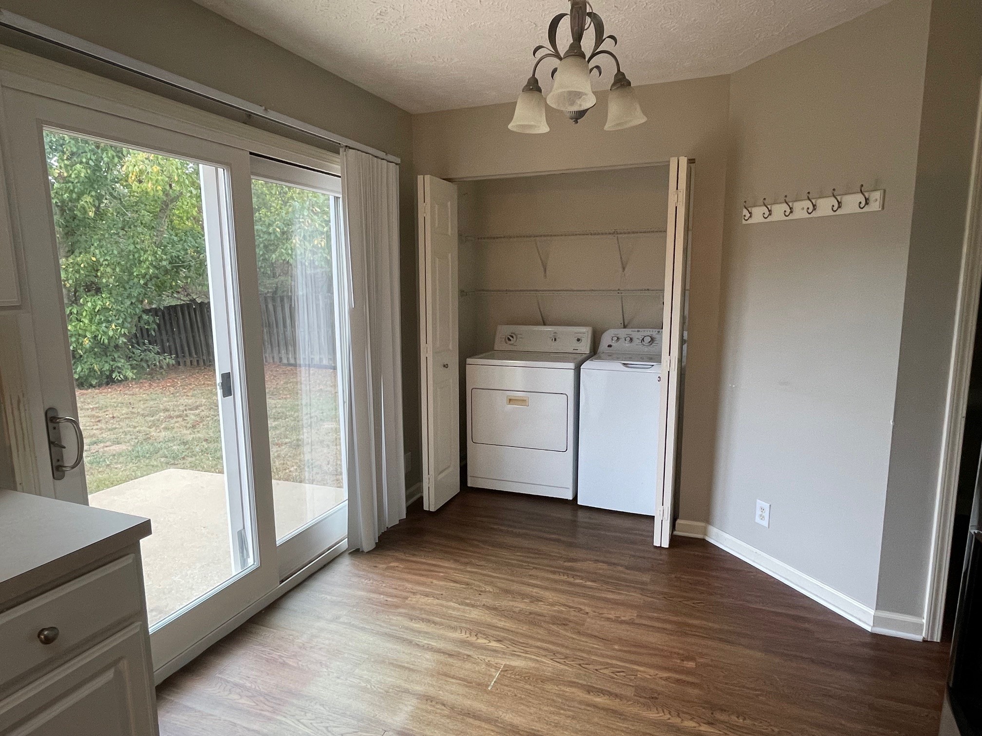 Image 9 of 40 For 426 13th Street