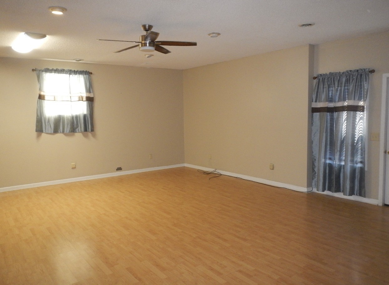 Image 12 of 15 For 275 60th Avenue