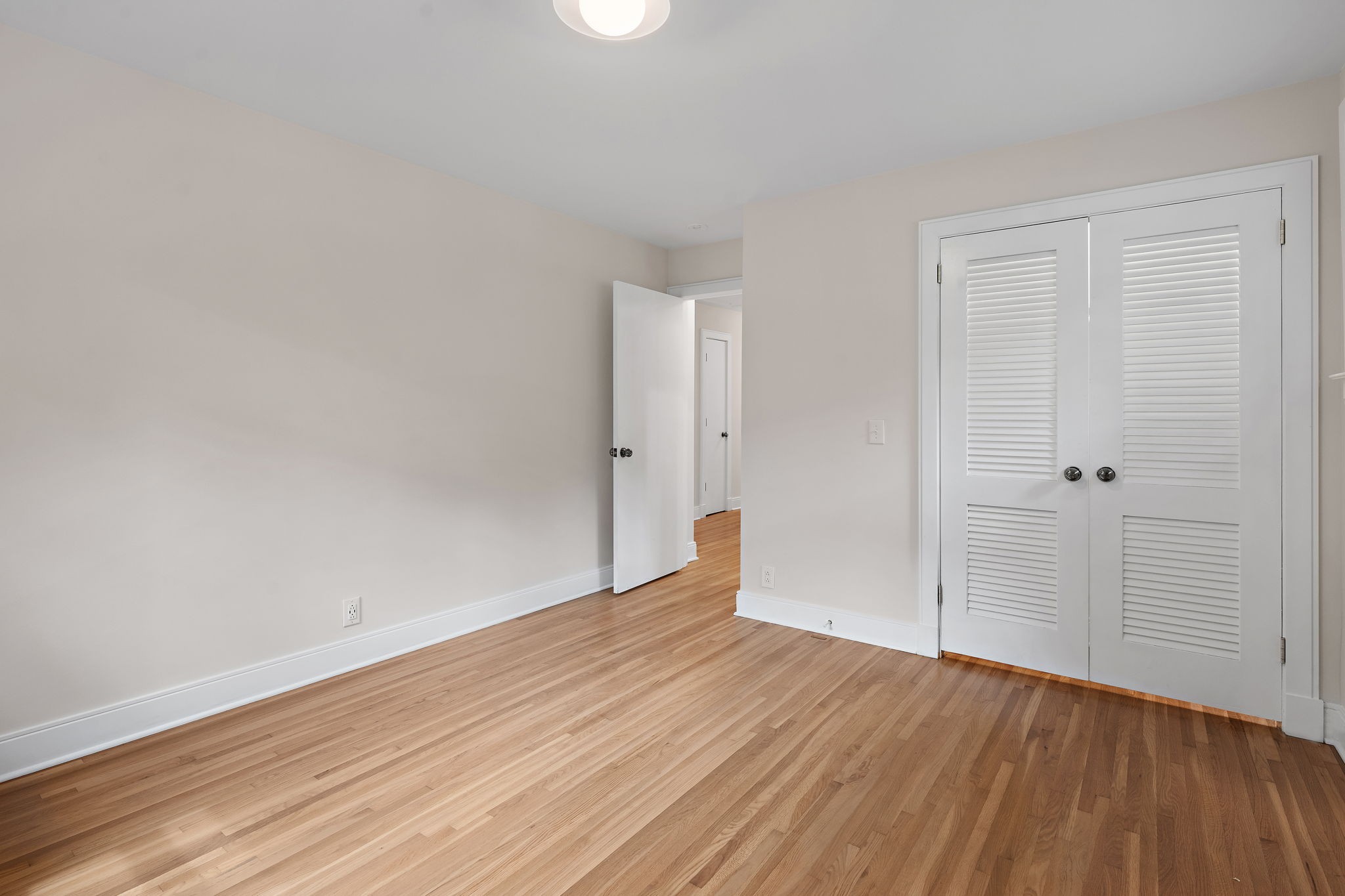 Image 20 of 46 For 5630 Western Drive