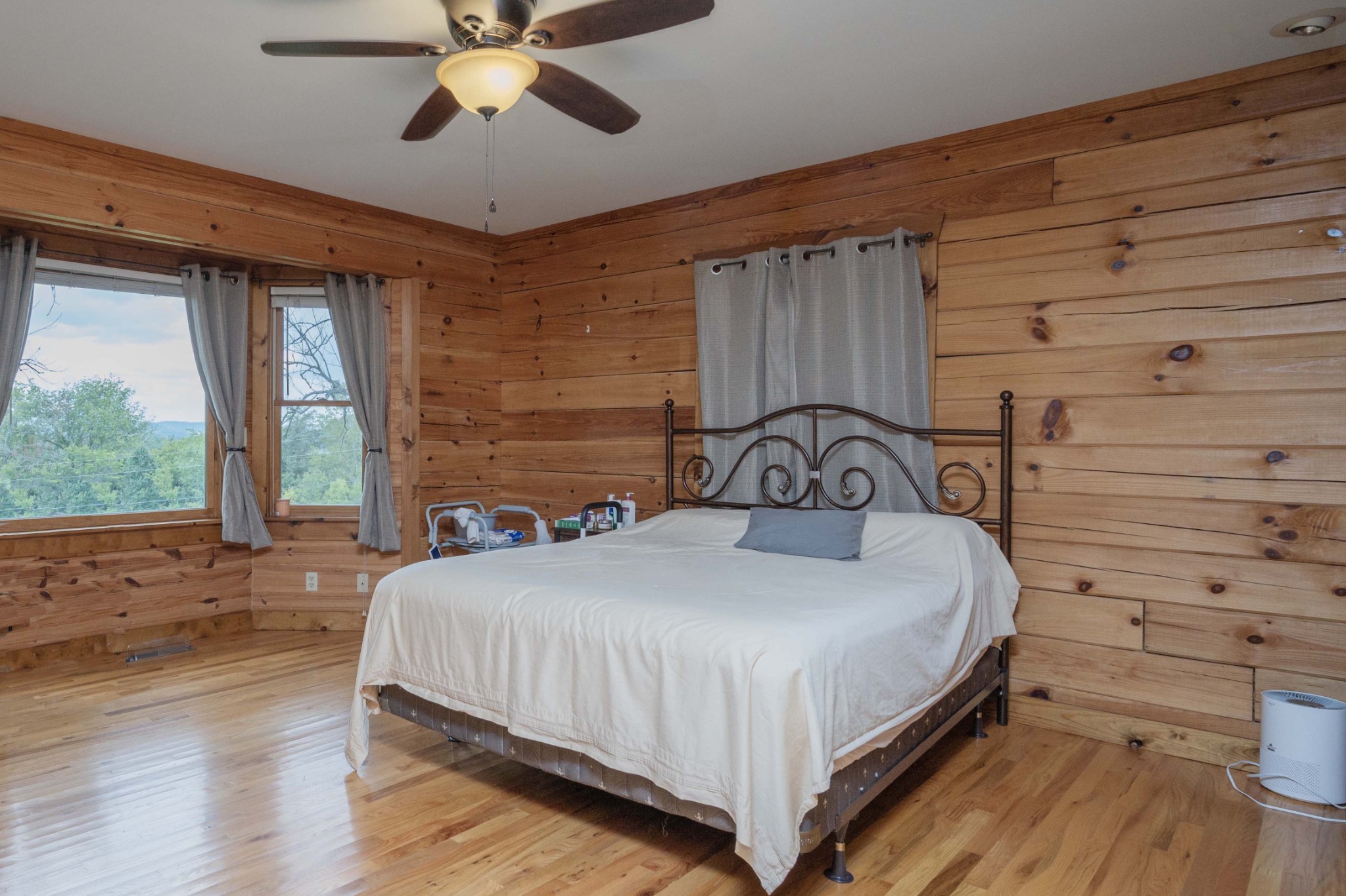 Image 8 of 59 For 9304 Alvada Lane