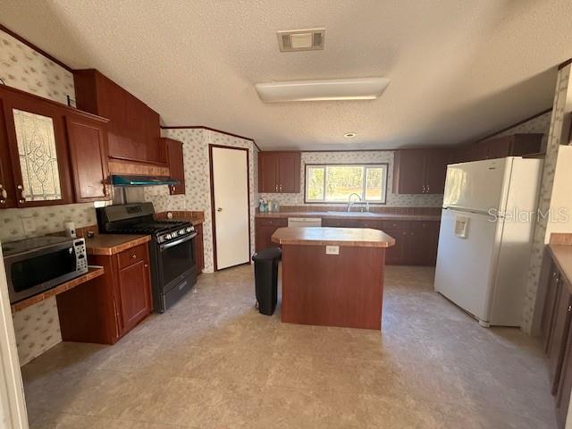 Image 5 of 21 For 16636 45th Street