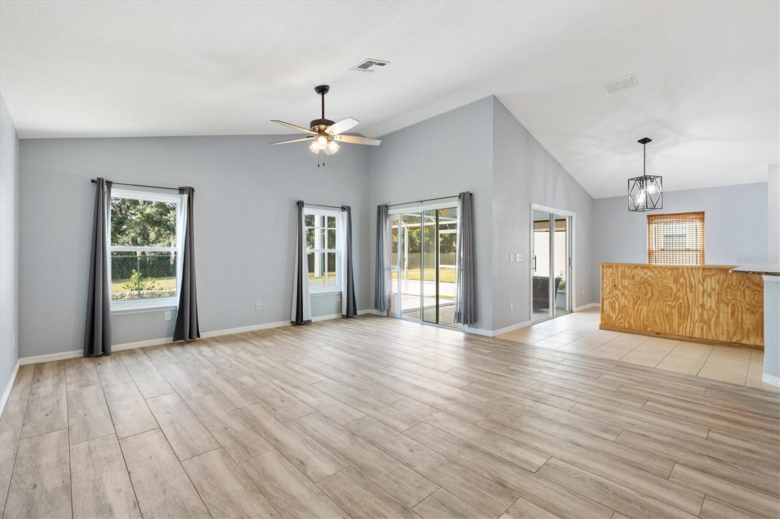 Image 10 of 56 For 17902 115th Circle