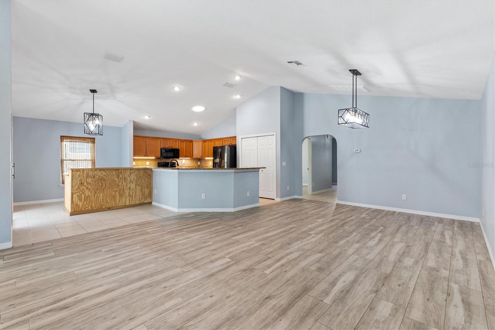Image 11 of 56 For 17902 115th Circle