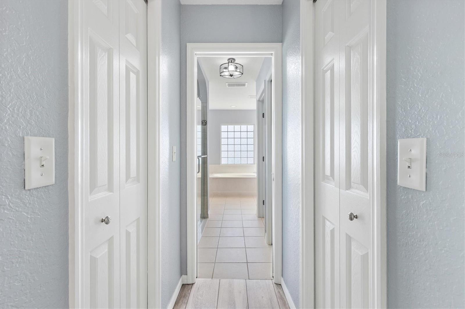 Image 17 of 56 For 17902 115th Circle