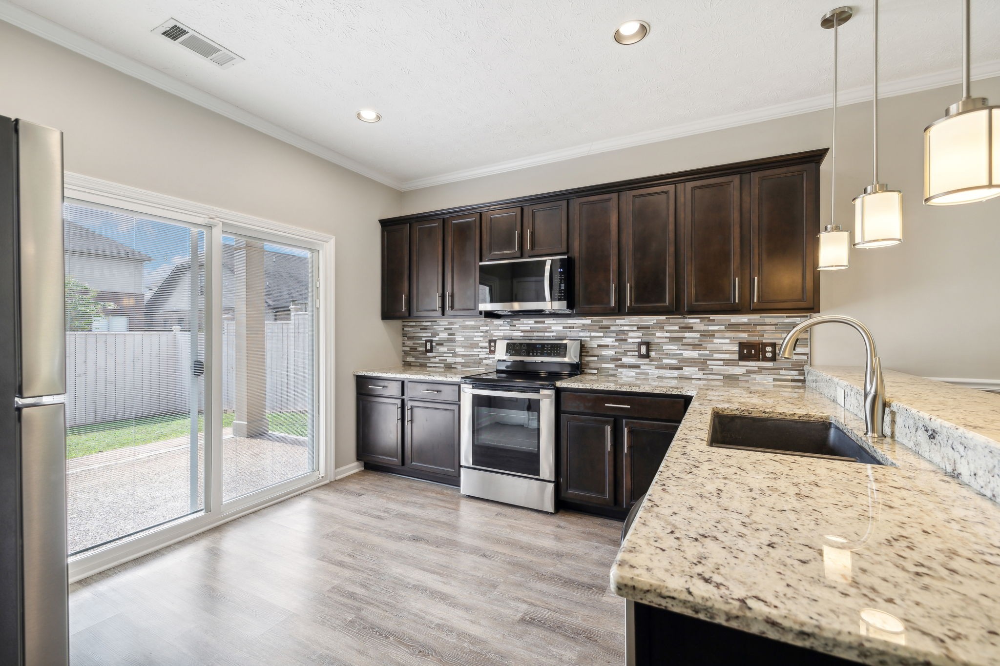 Image 8 of 21 For 10490 162nd Place Road
