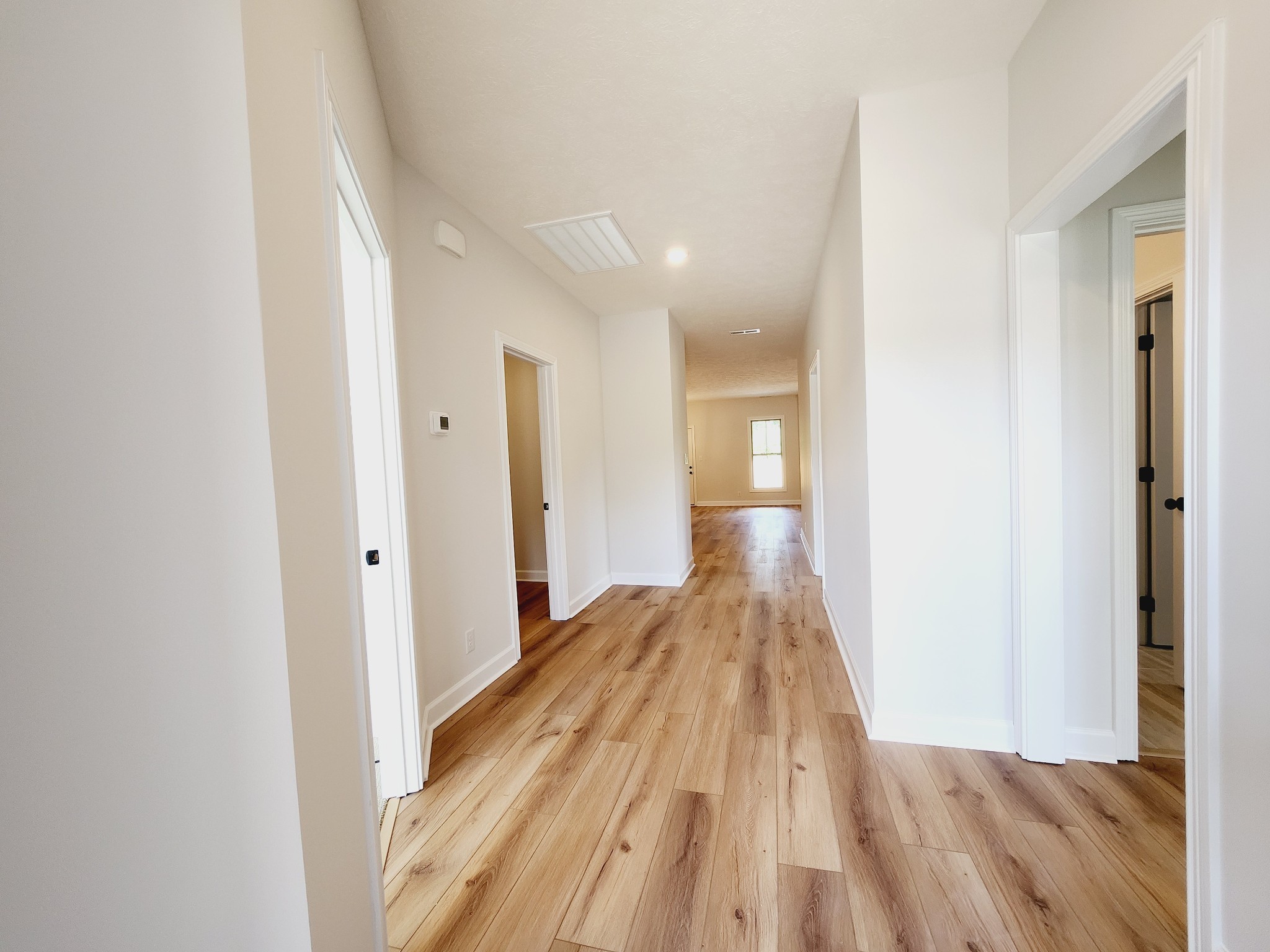 Image 2 of 13 For 428 911 Street