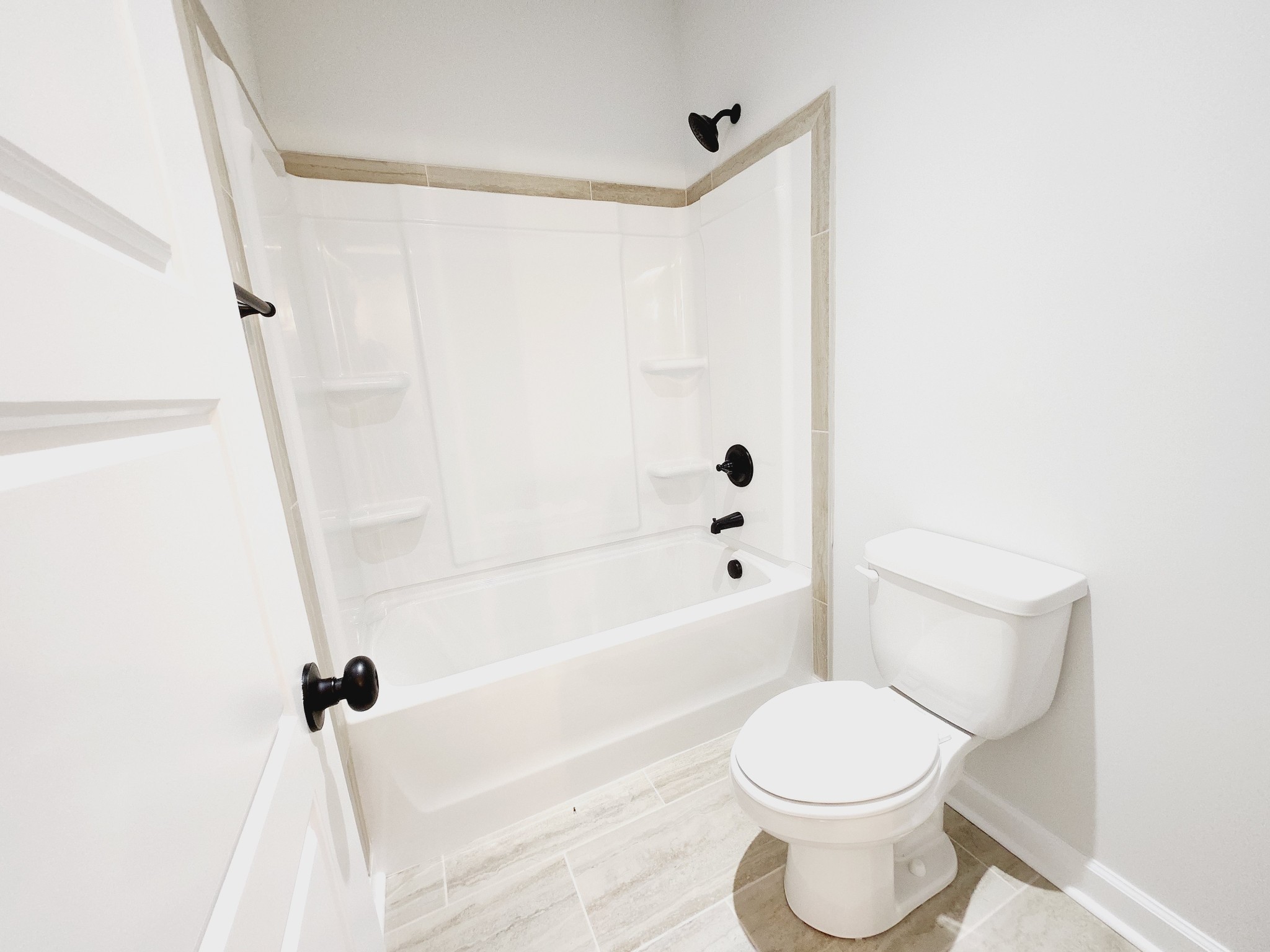 Image 8 of 13 For 428 911 Street