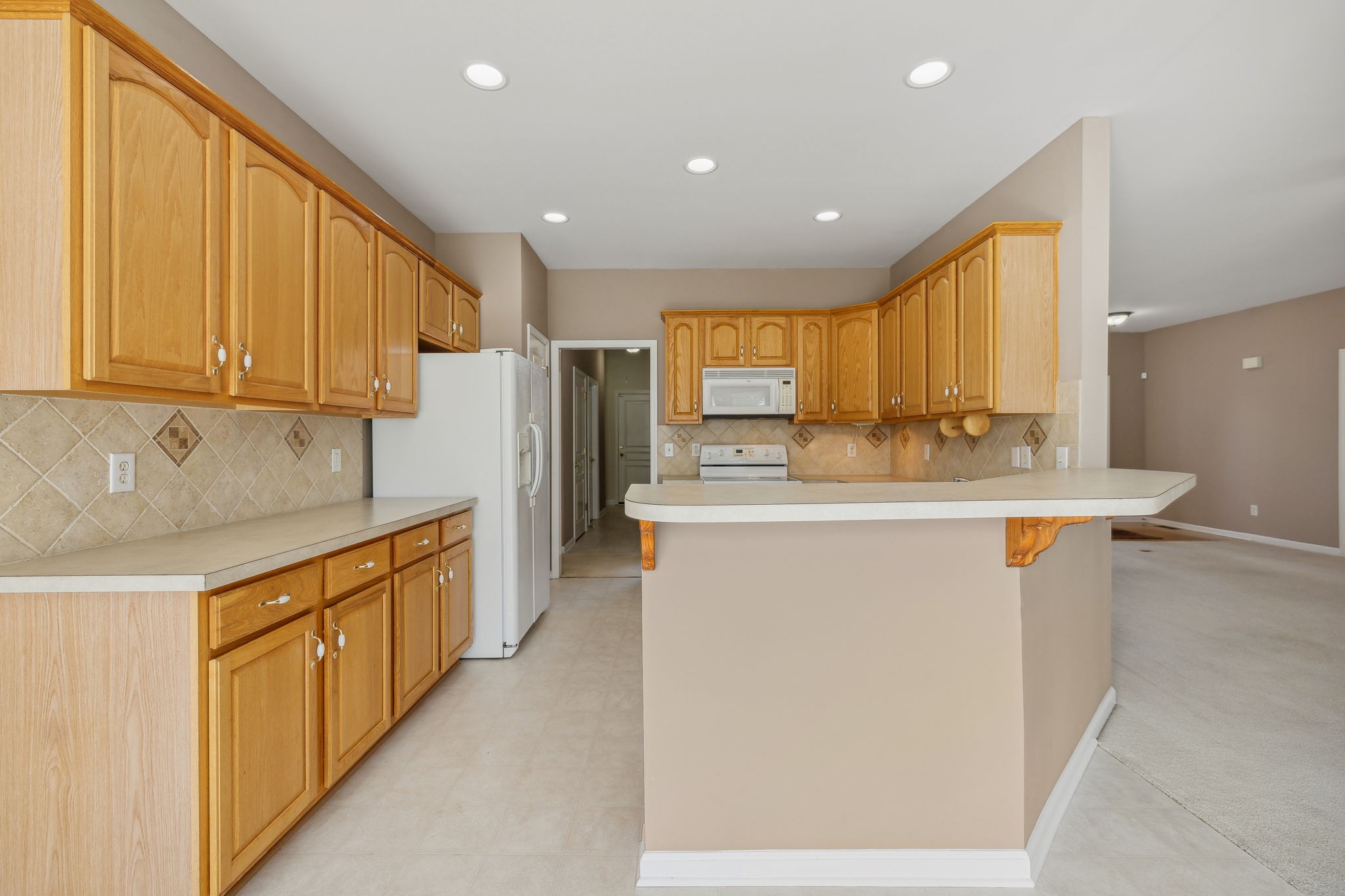Image 18 of 38 For 11950 100th Street