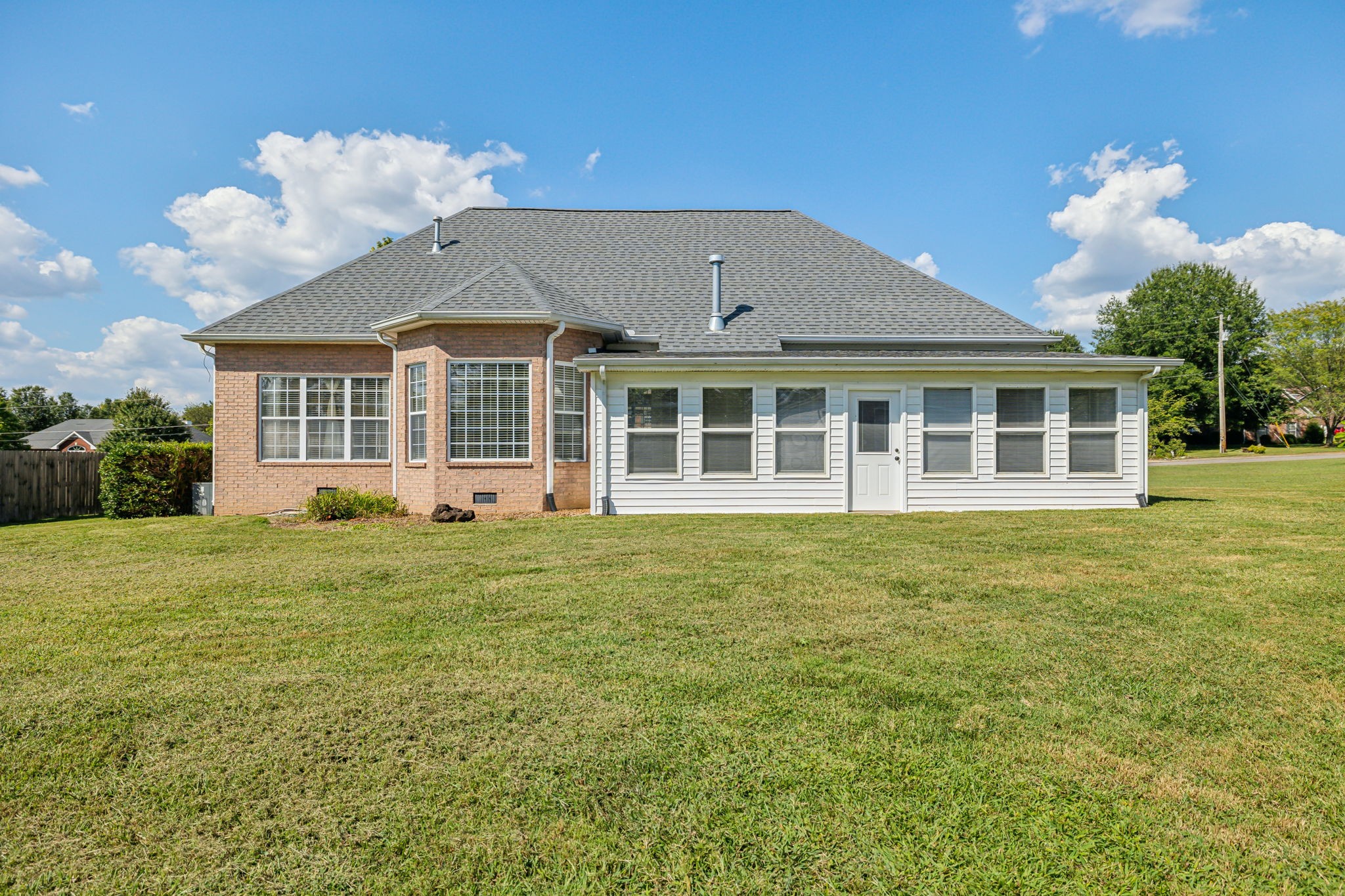 Image 3 of 38 For 11950 100th Street