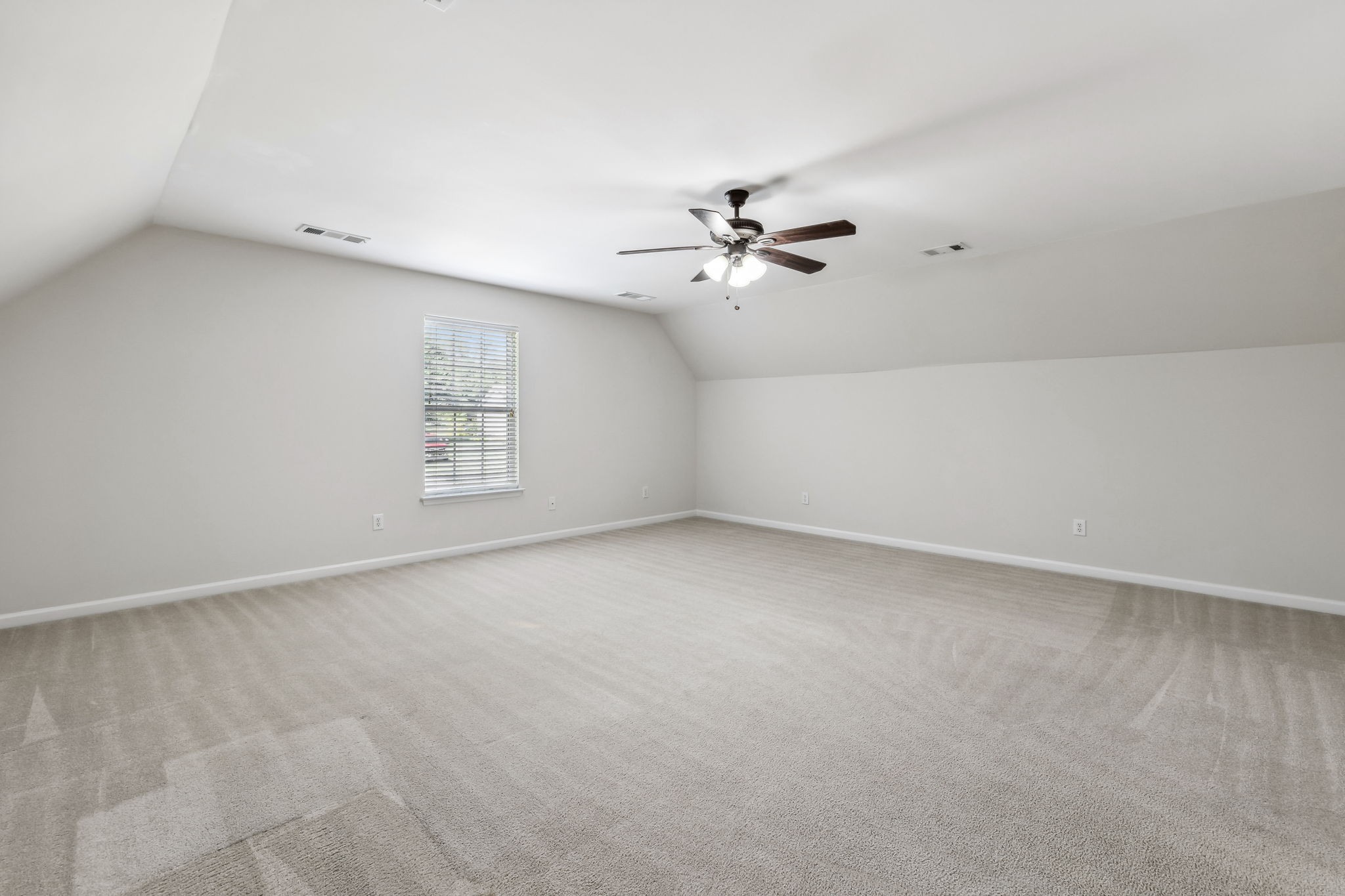 Image 31 of 38 For 11950 100th Street