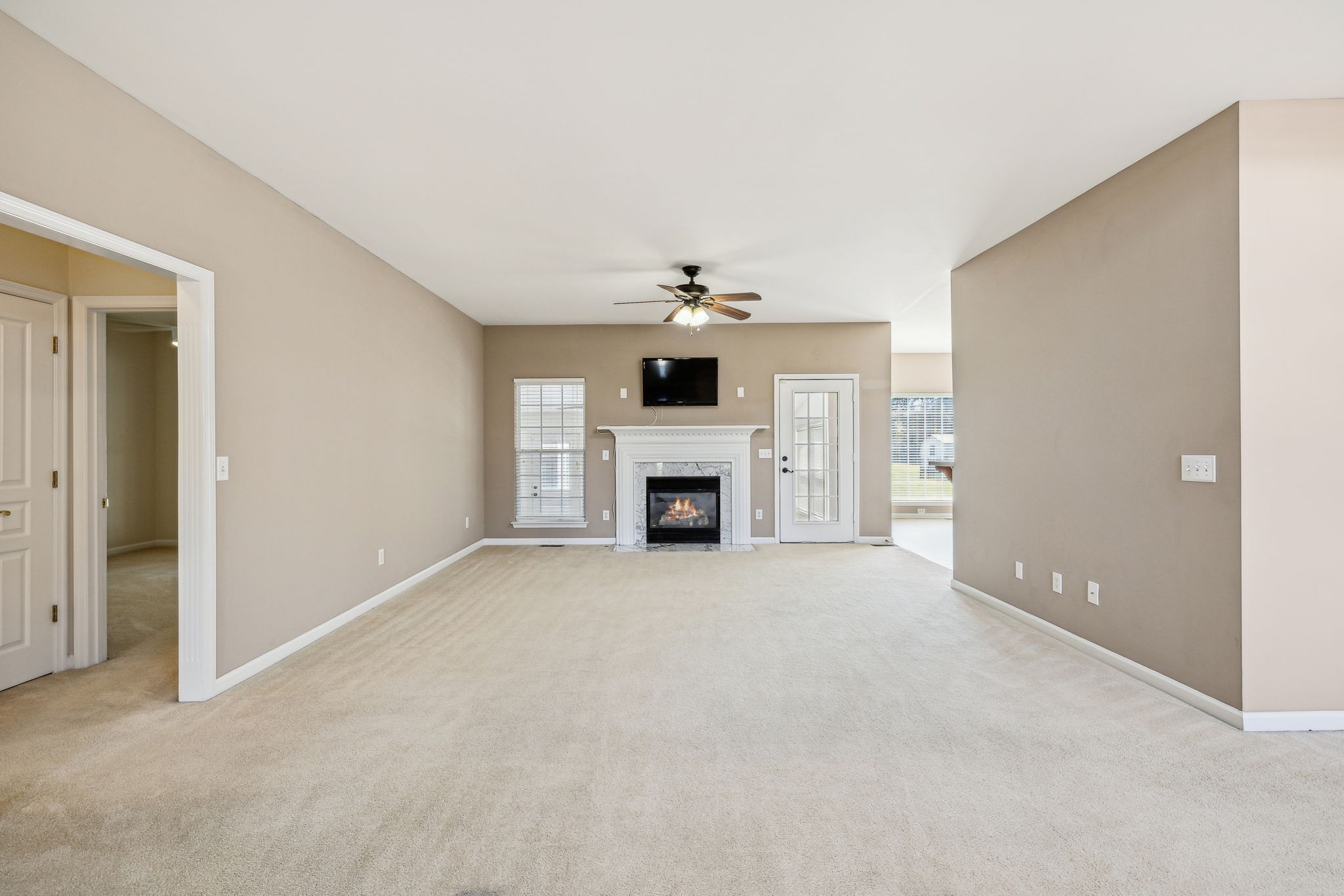 Image 9 of 38 For 11950 100th Street
