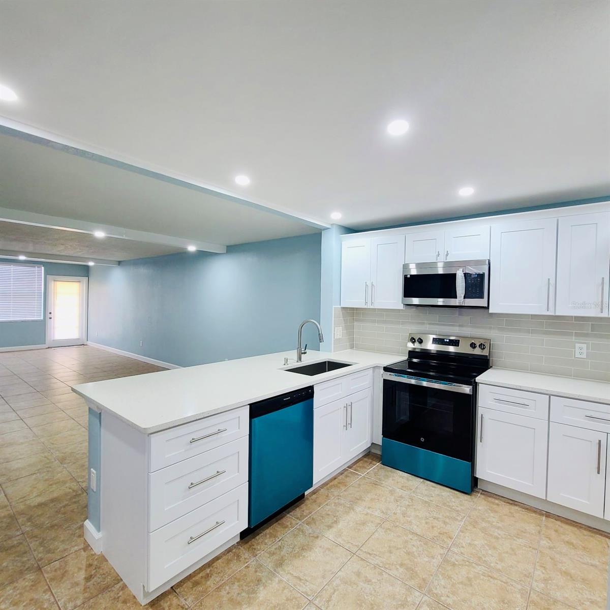 Image 3 of 35 For 701 Palm Beach Trace Drive 701