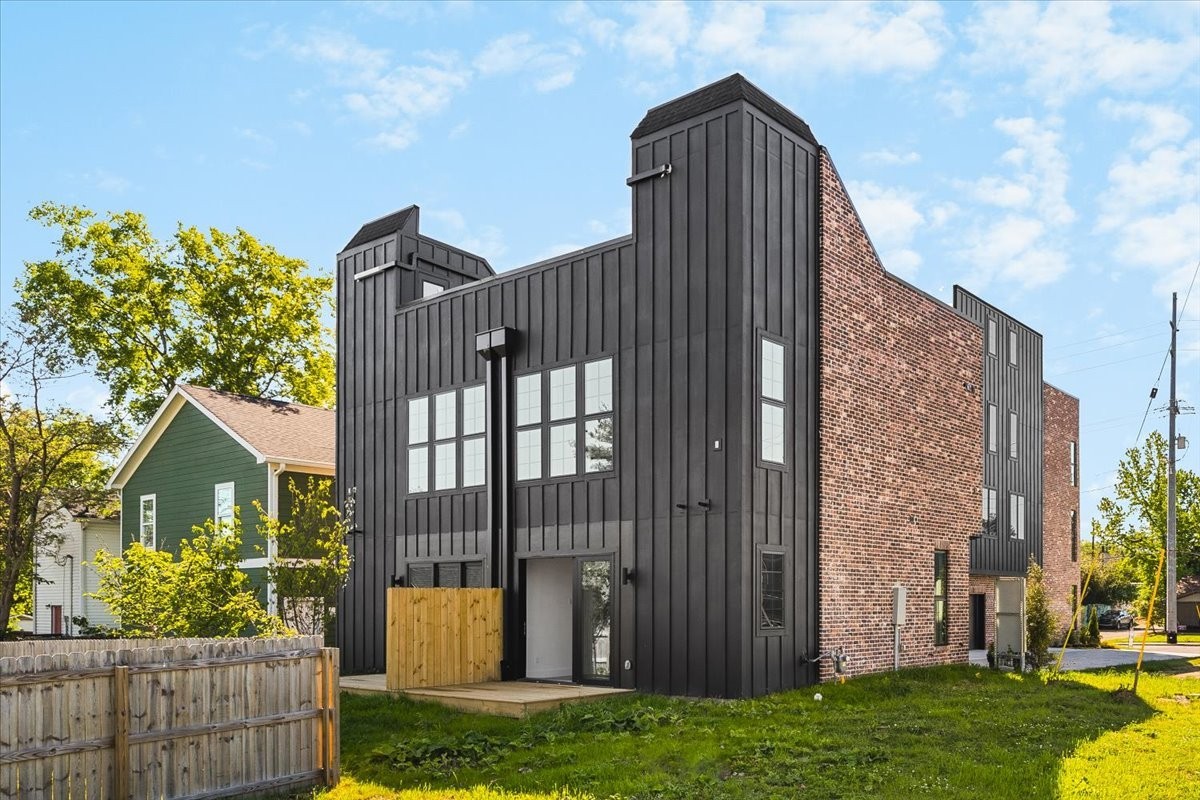 Image 2 of 2 For 0 Sw 72nd Cir