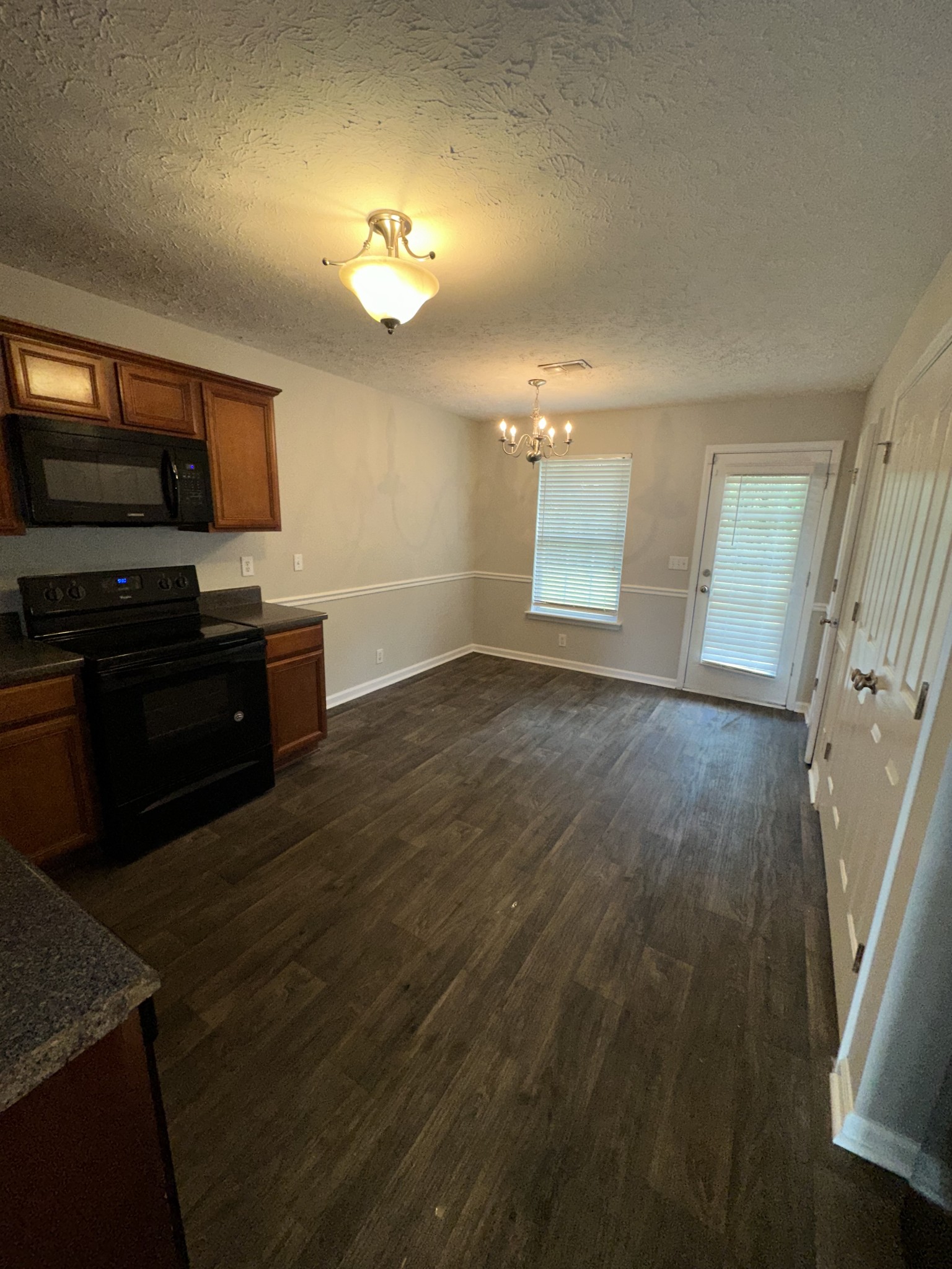 Image 11 of 24 For 15838 101st Circle