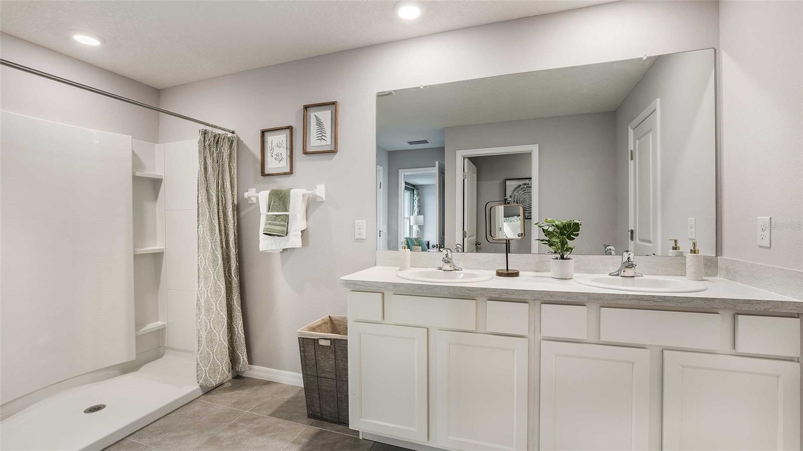 Image 16 of 19 For 30835 Wild Juniper Court