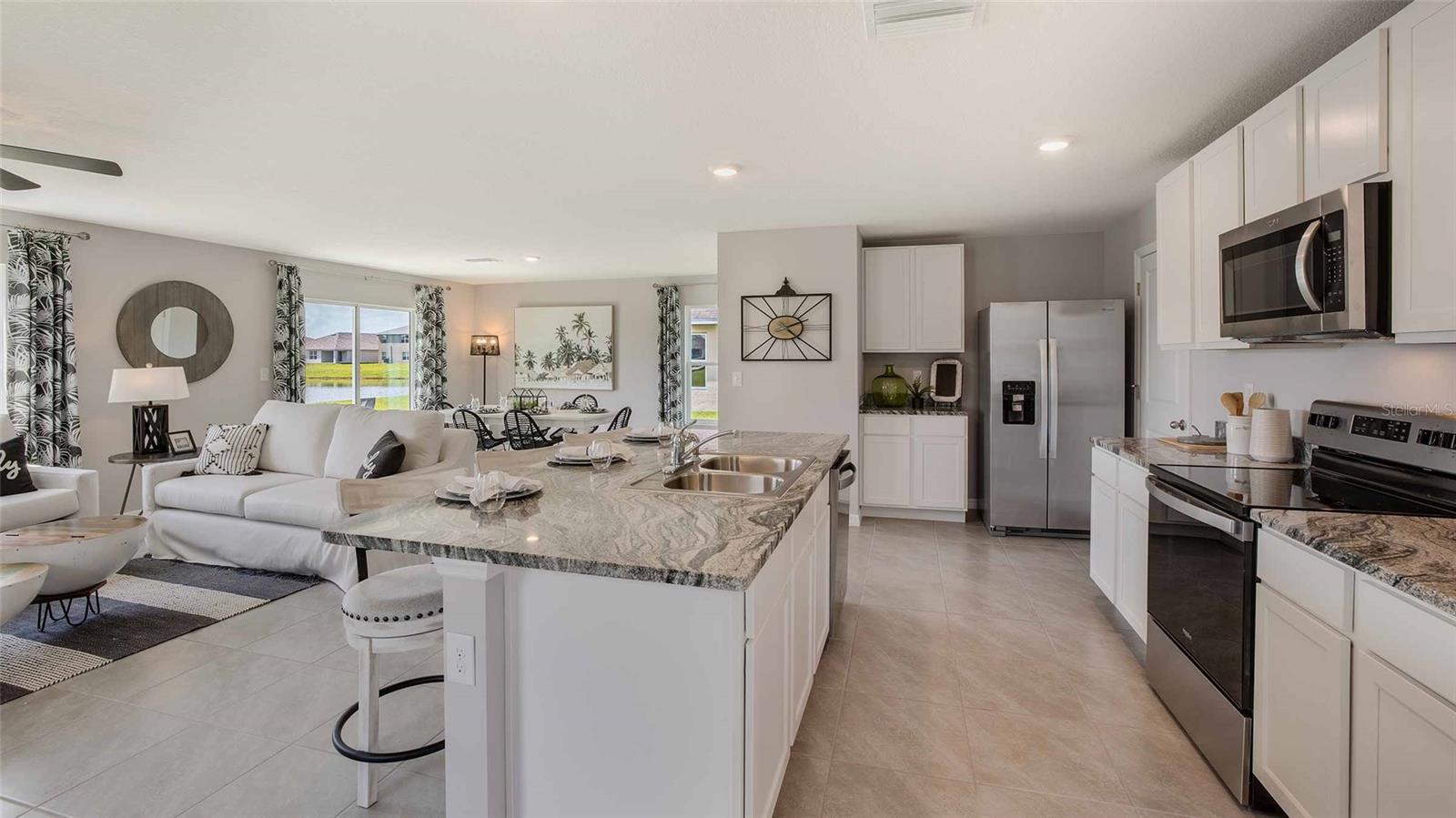 Image 3 of 19 For 30835 Wild Juniper Court