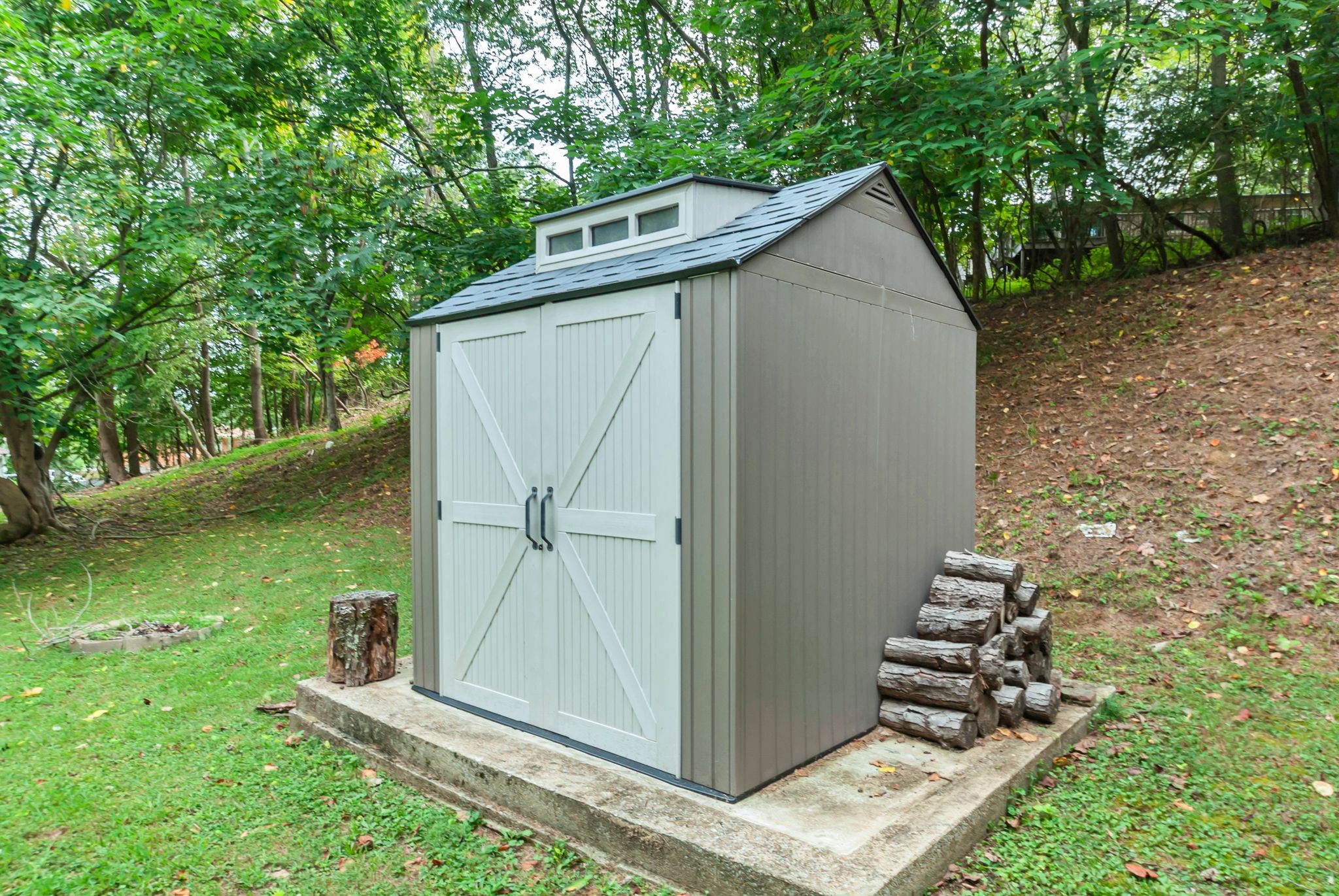 Listing photo id 26 for 5930 Knoxville Lane