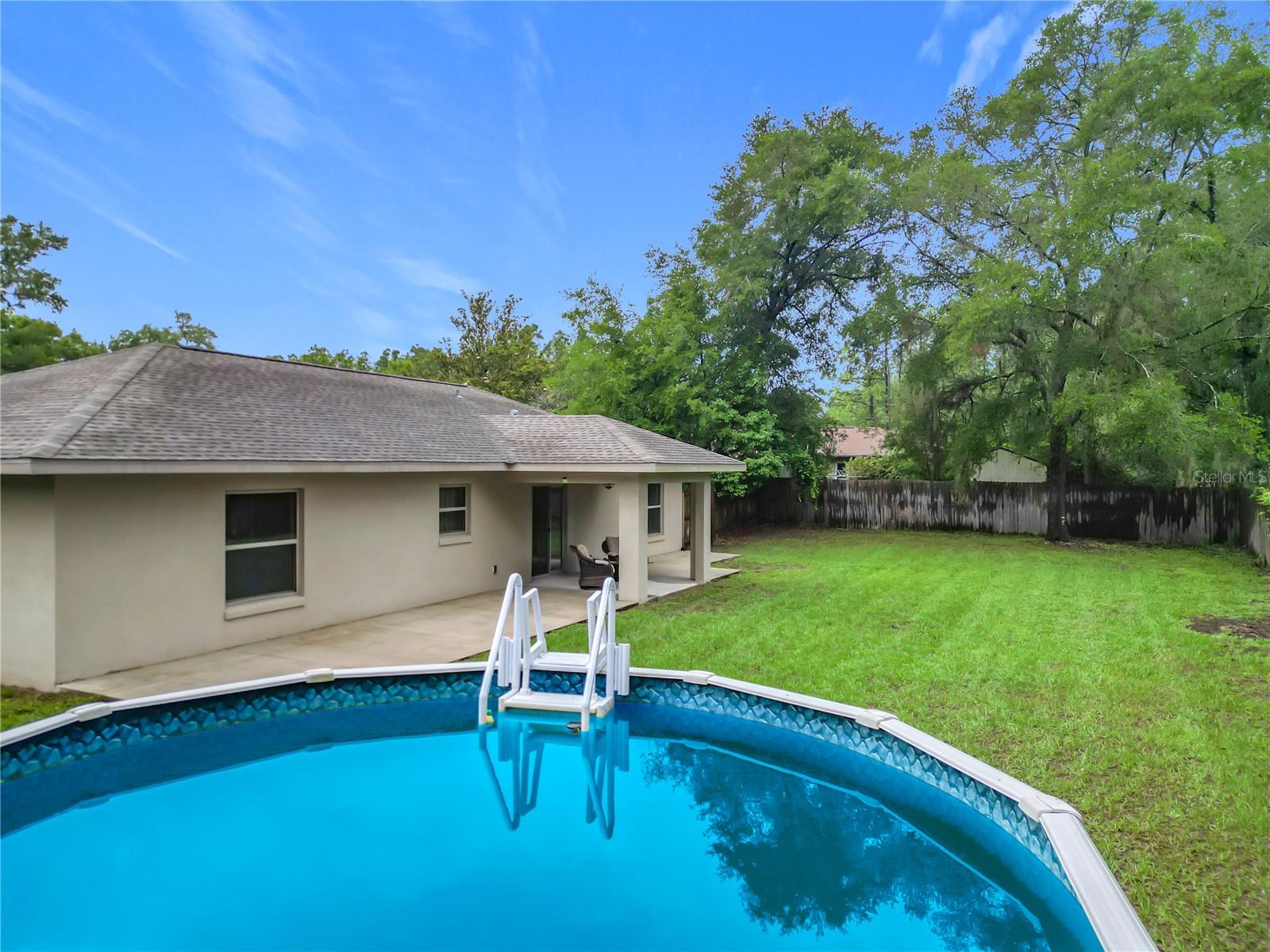 Listing photo id 53 for 5081 Clayre Lane