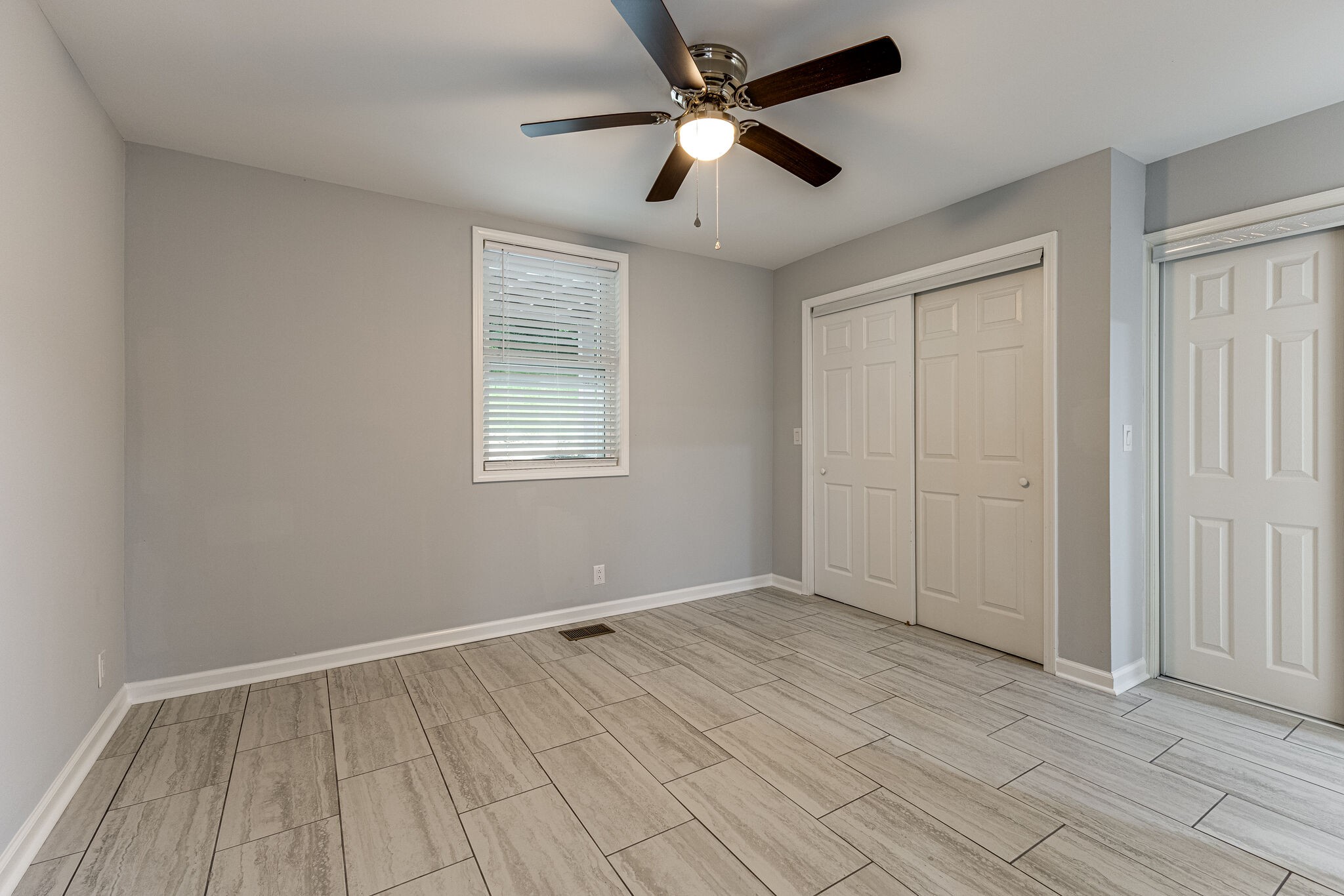Image 10 of 16 For 5359 55th Place