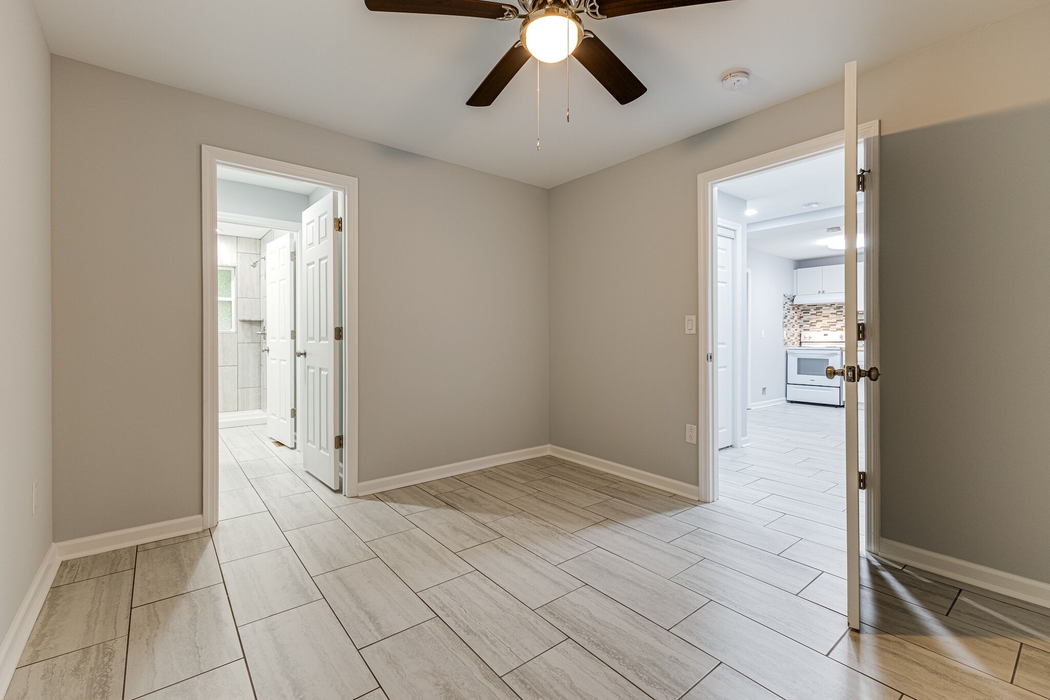 Image 17 of 24 For 5359 55th Place