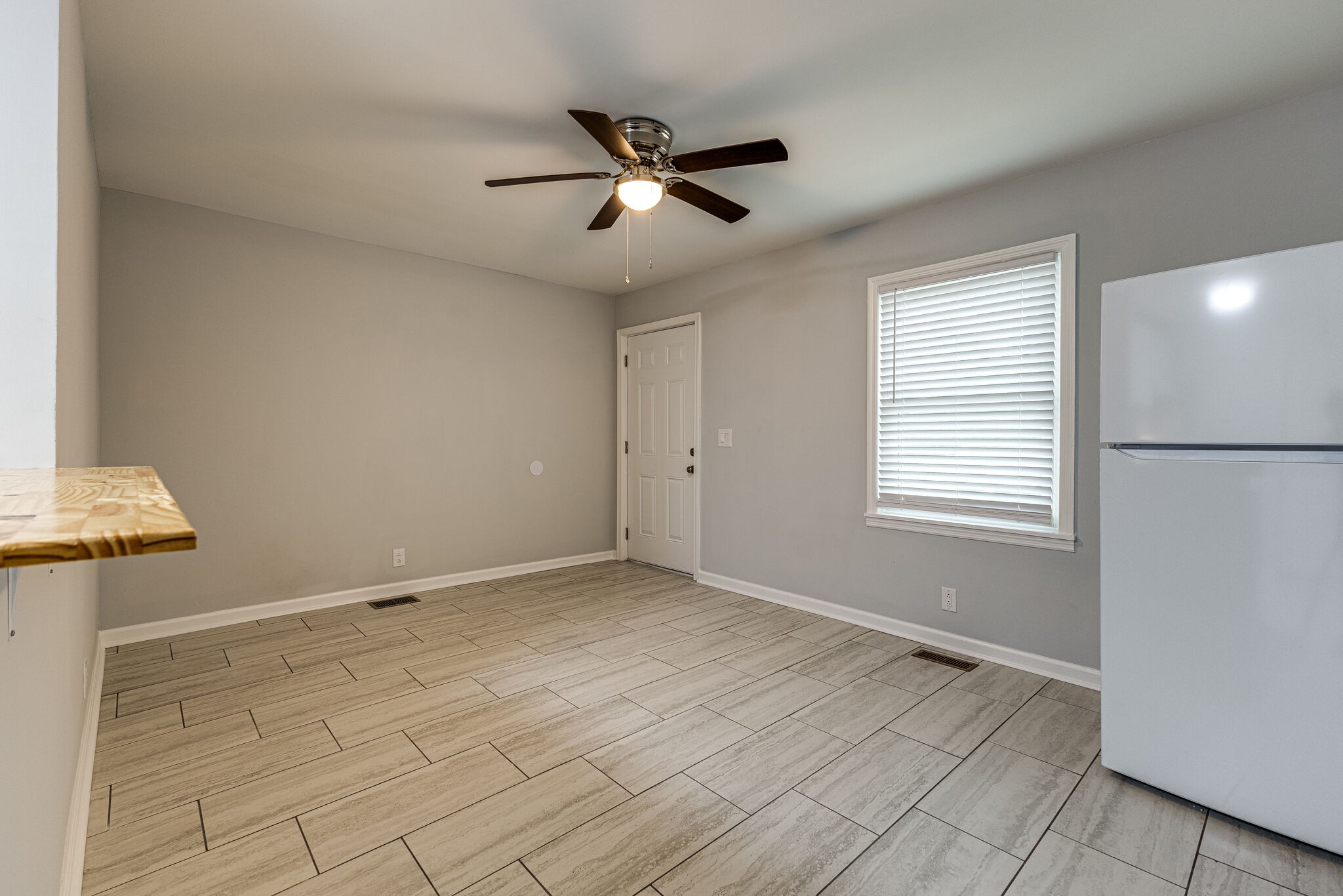 Image 6 of 16 For 5359 55th Place