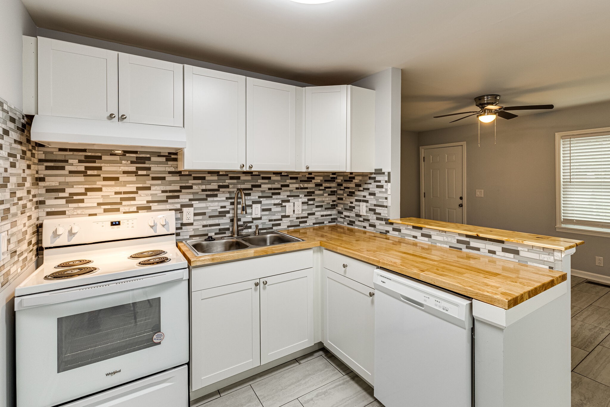 Image 8 of 16 For 5359 55th Place